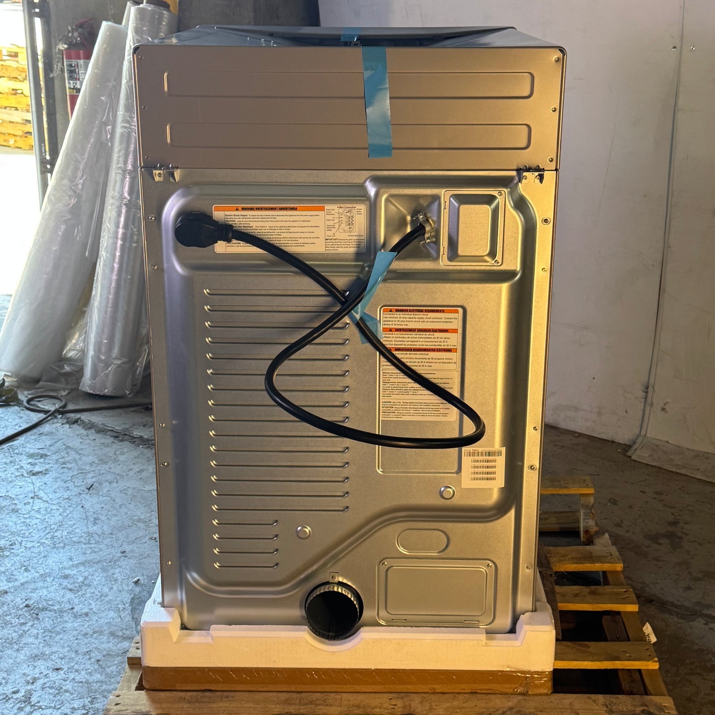LAUNDRYLUX Commercial Laundry, Front Load Washing Machine Sz 26.5"W x 29.5"L x 45"H CDEB2 (New Other, Cosmetic Damaged)