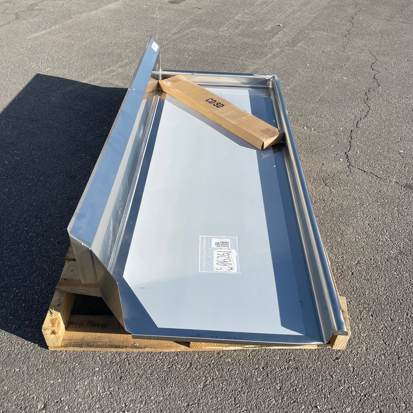 Z@ Pallet of REGENCY Clean Dish Table - Right Drainboard Stainless Steel 600CDT72R (NEW)