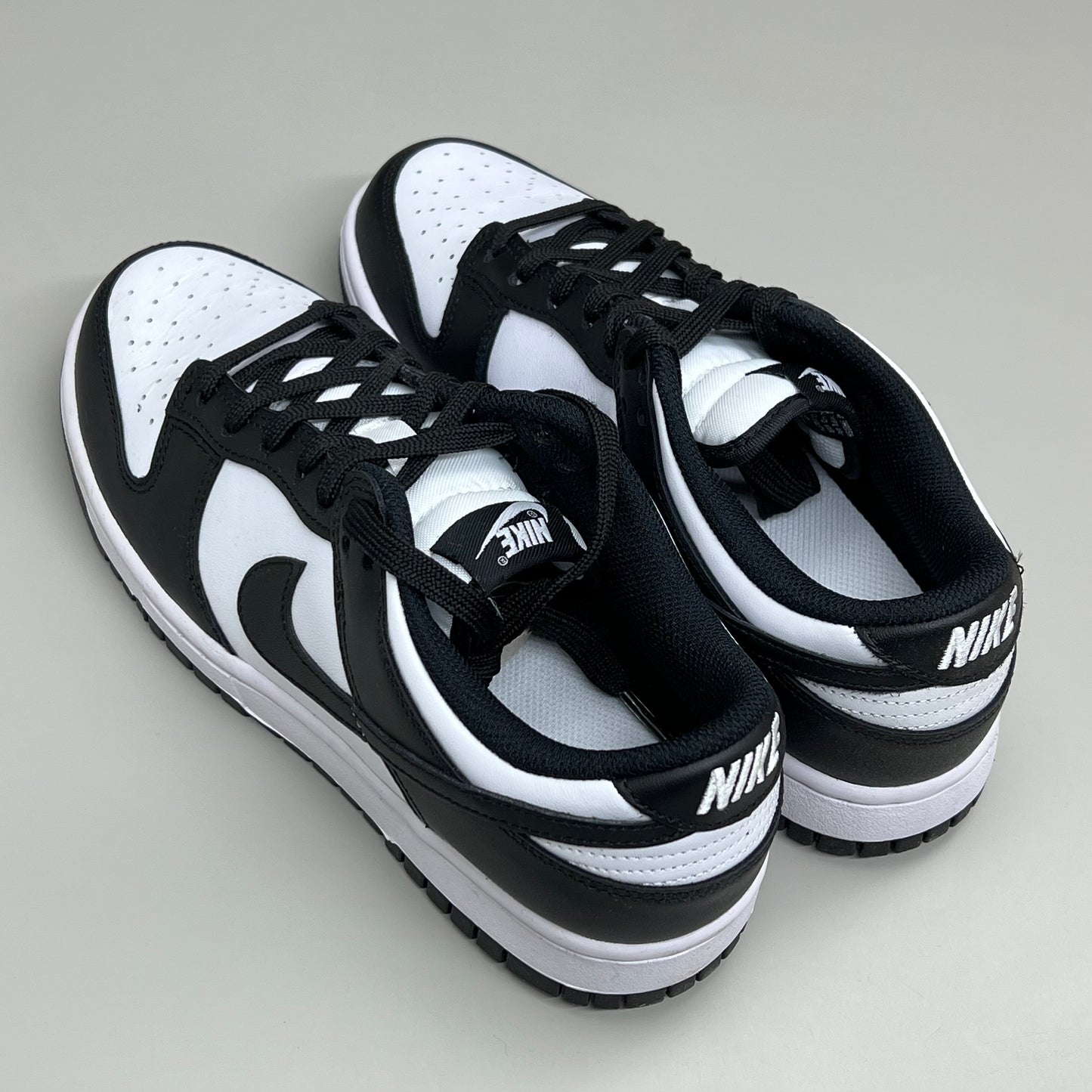 NIKE Dunk Low Classic Low Cut Foam Insole Sz Women's 8.5 White/Black DD1503 101