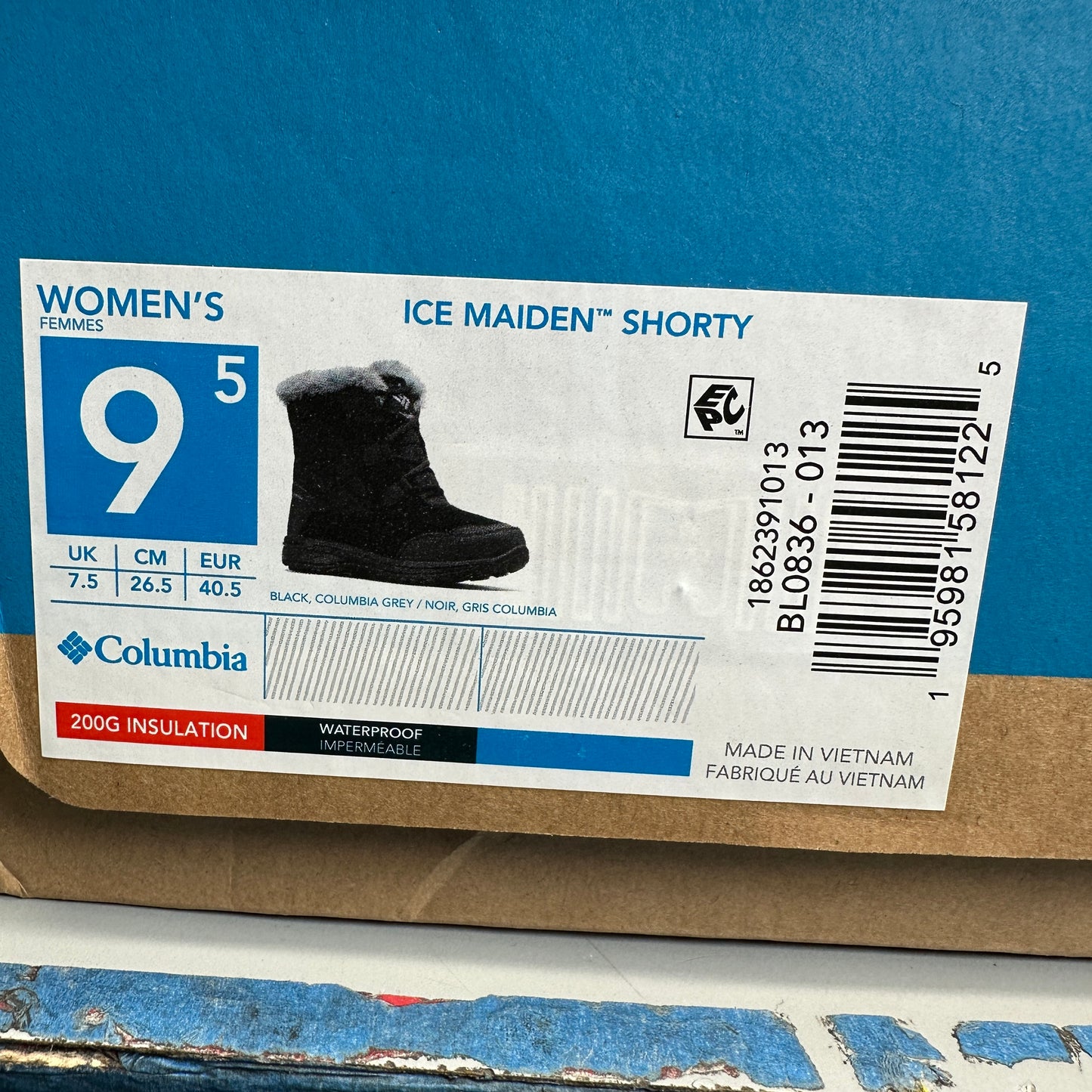 COLUMBIA Women's Ice Maiden Shorty Boot Size 9.5 1862391