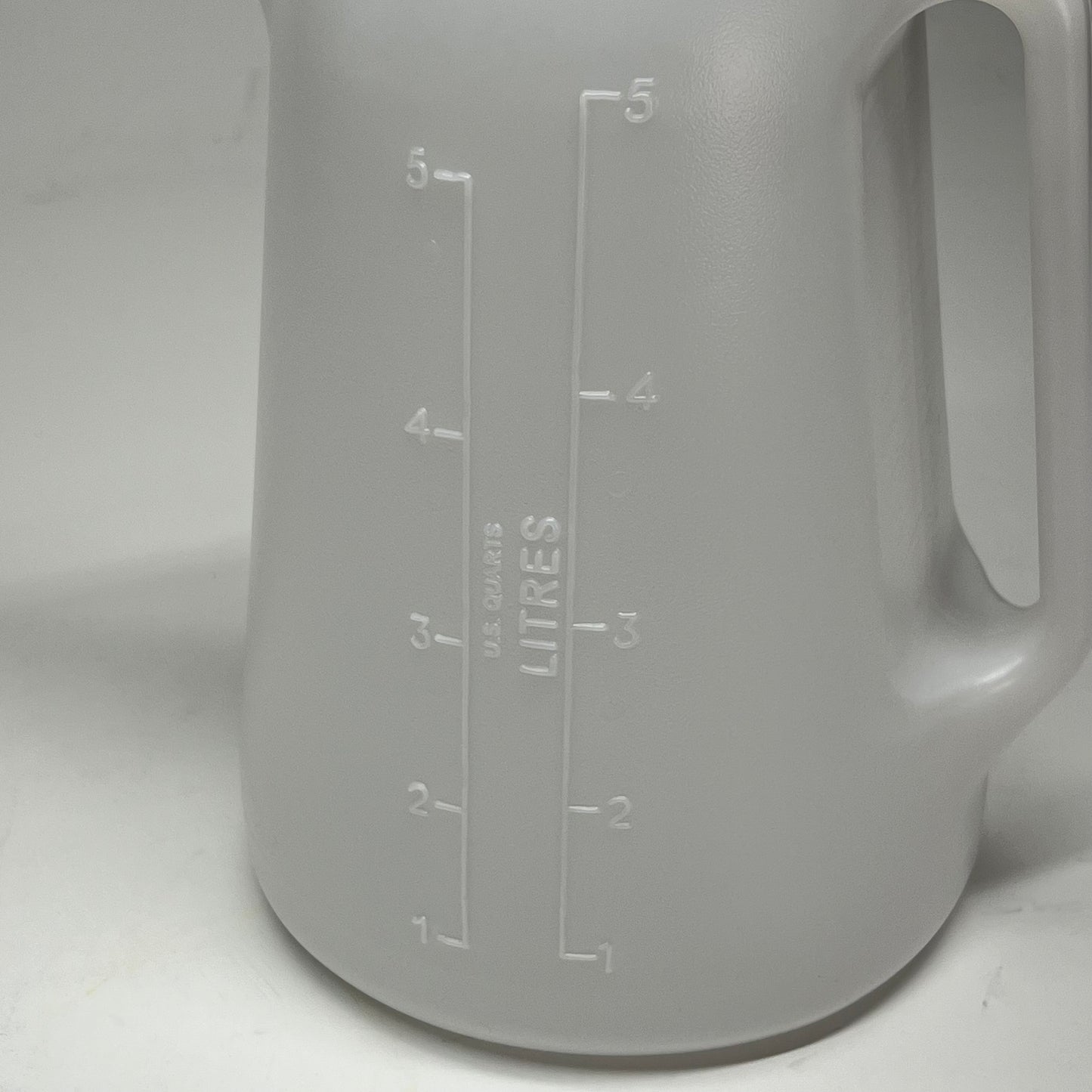 ZA@ FUNNEL KING  Translucent High Density Graduated Measuring Container 5 Liter Clear