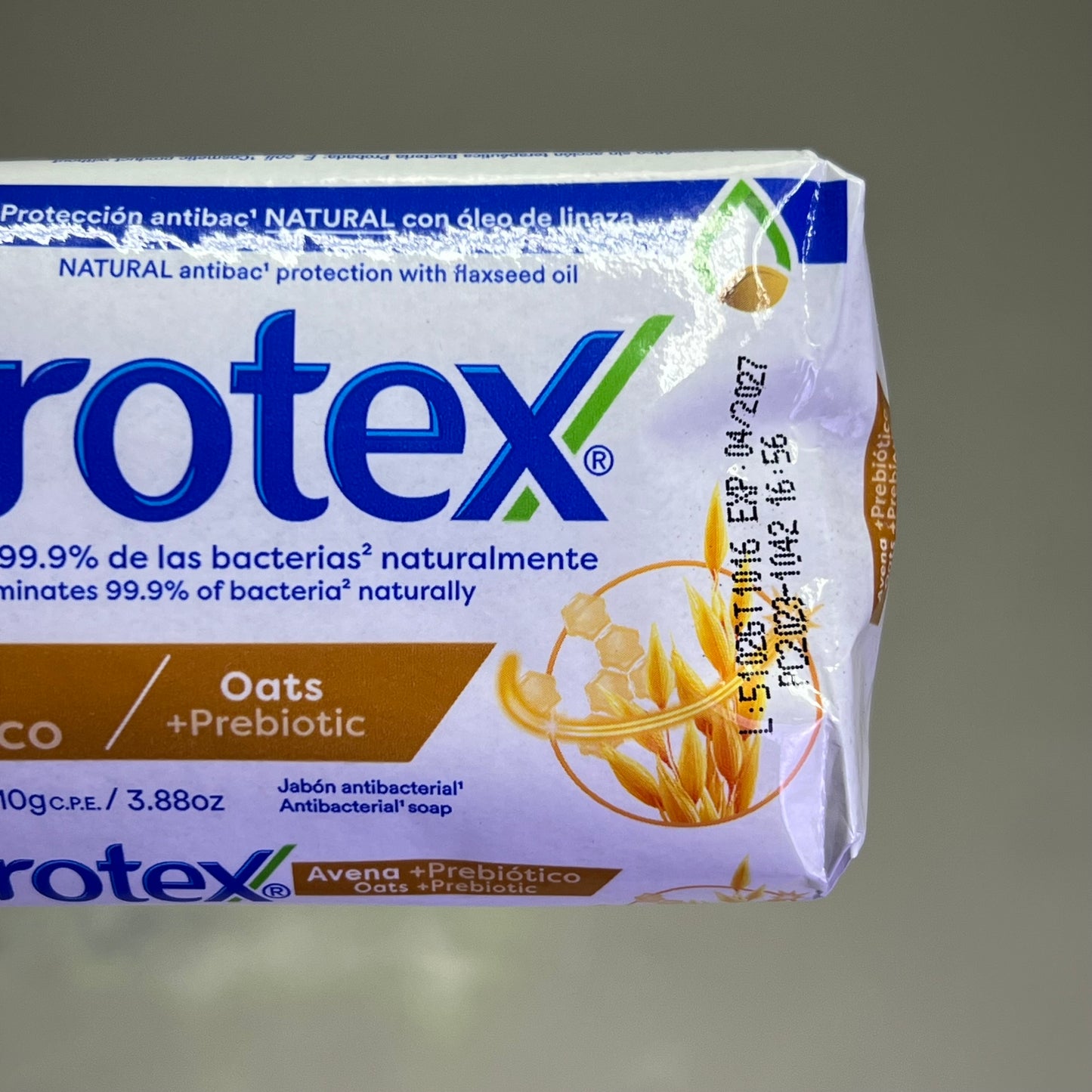 PROTEX (12 PACK) Oats & Flaxseed Oil +Prebiotic Natural Antibac Bar Soap 3.88oz