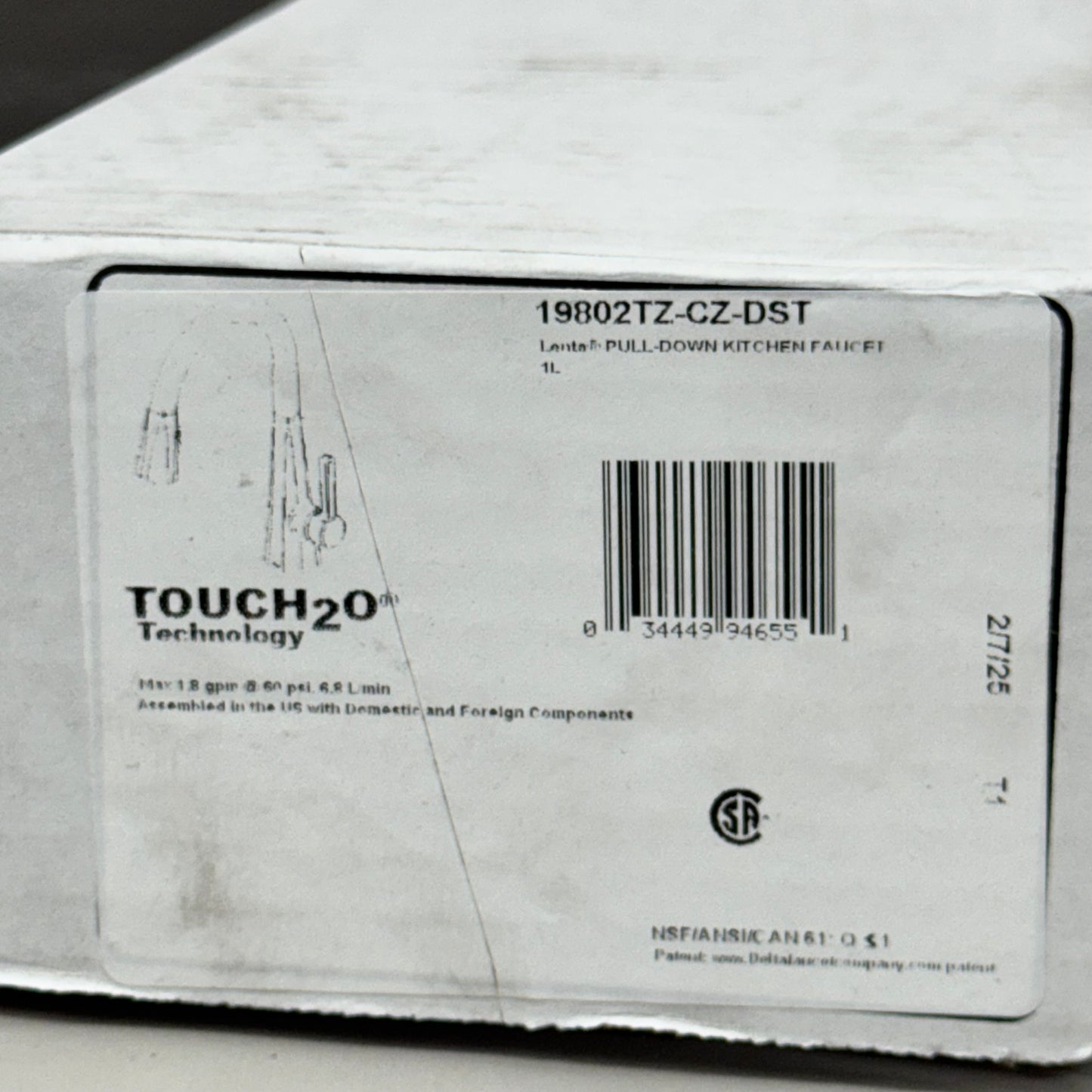 DELTA Lenta Pull-Down Kitchen Faucet w/ Touch Activation Champagne 19802TZ-CZDST