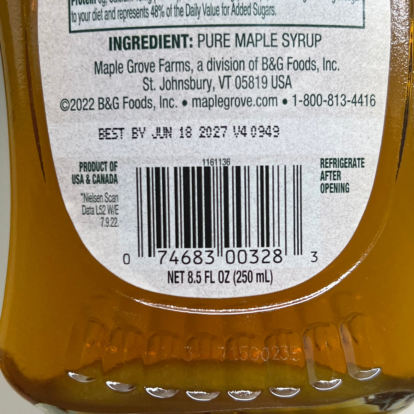 MAPLE GROVE FARMS (12 PACK) Crafted 100% Pure Maple Syrup 8.5 Fl Oz BB 06/27