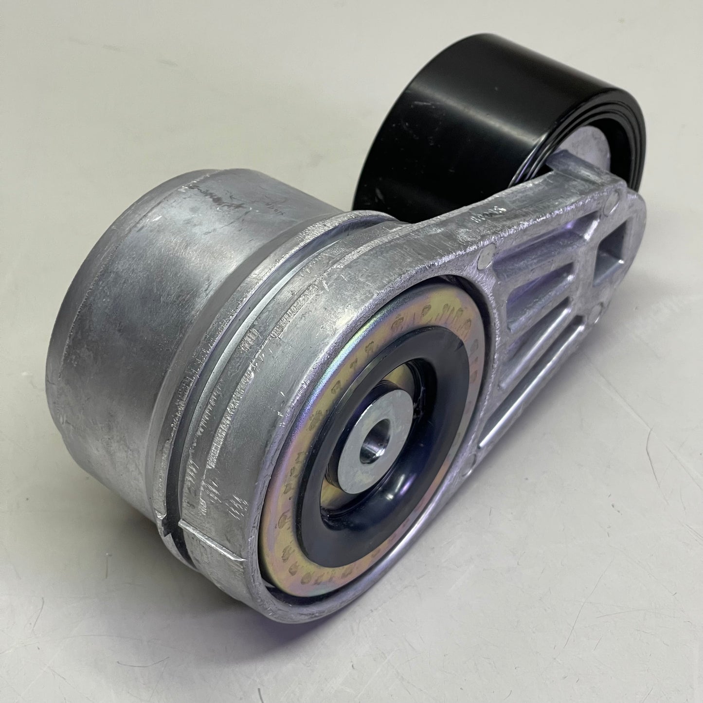 GATES FleetRunner Heavy-Duty Drive Belt Tensioner Steel & Black 38506