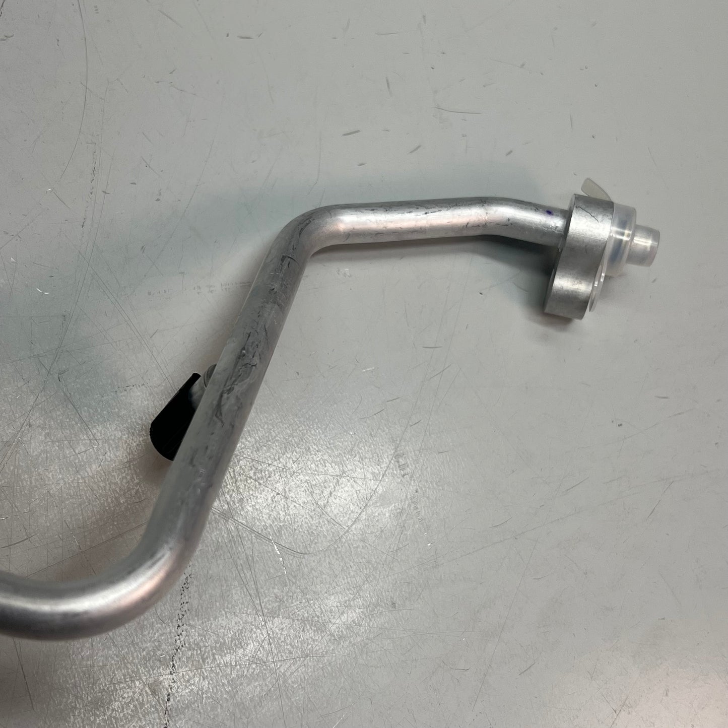 FOUR SEASONS A/C Refrigerant Hose Assey For GMC, Sierra & Chevrolet Models 66201