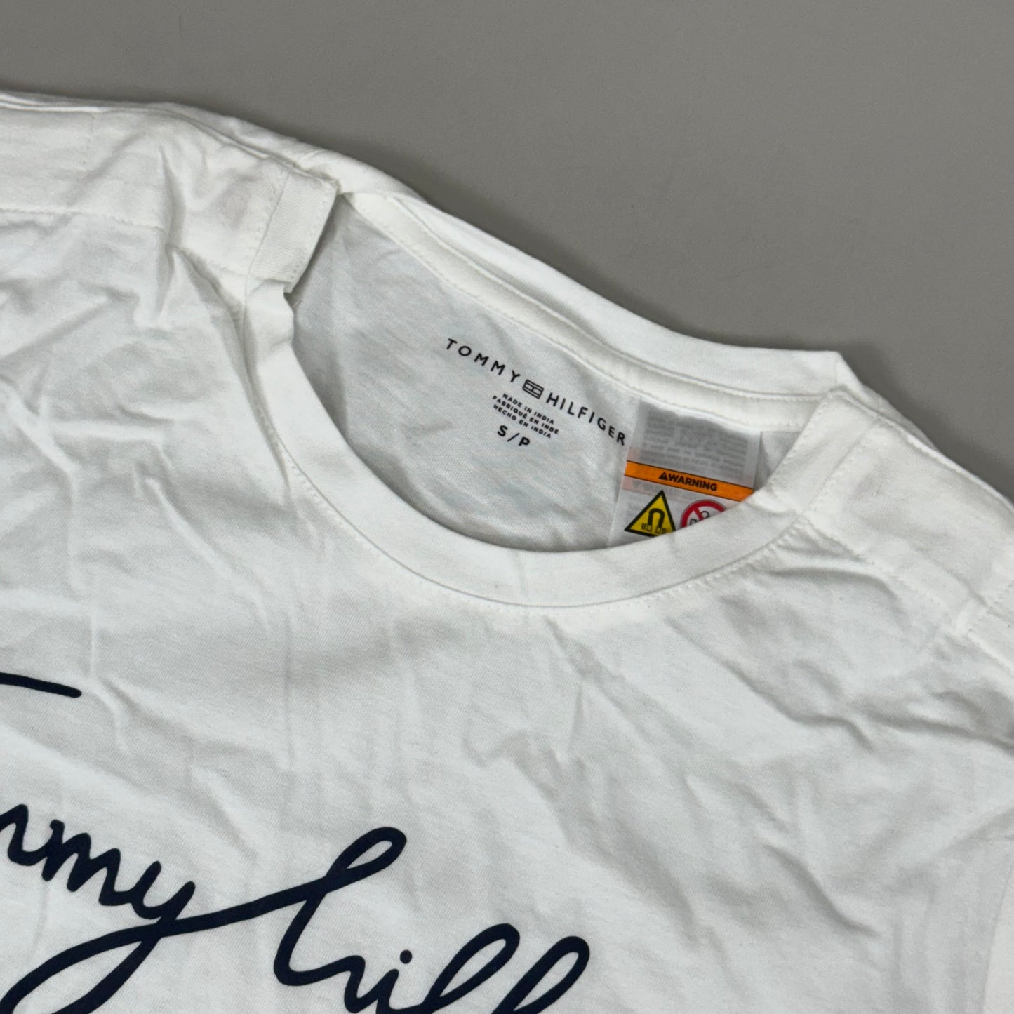 TOMMY HILFIGER Adaptive Short Sleeve Magnet Button T-Shirt White Women's SZ S/P Signature (New Other)