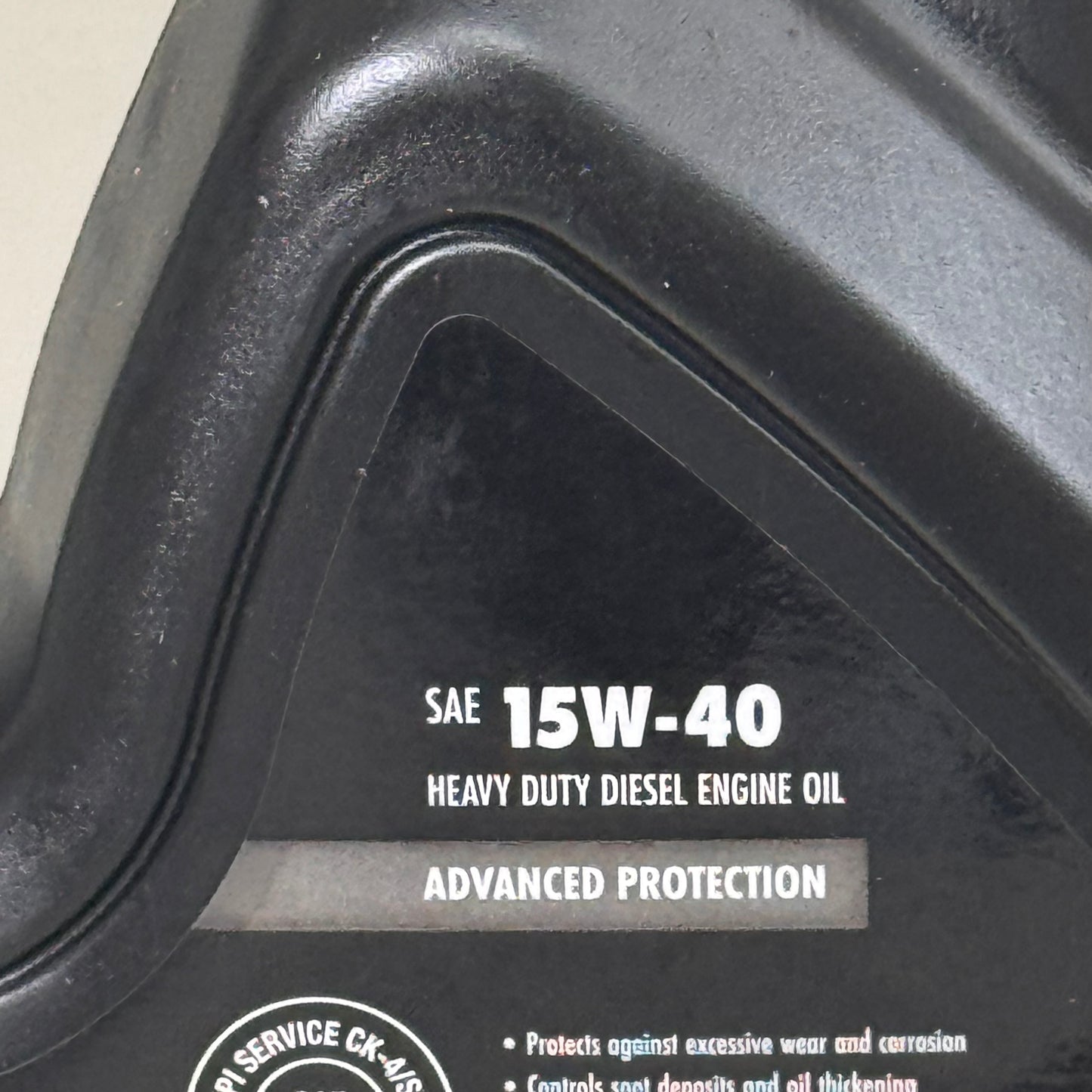 LOVES (2 PACK, 2 GALLONS TOTAL) SAE 15W-40 Advanced Protection Heavy Duty Diesel