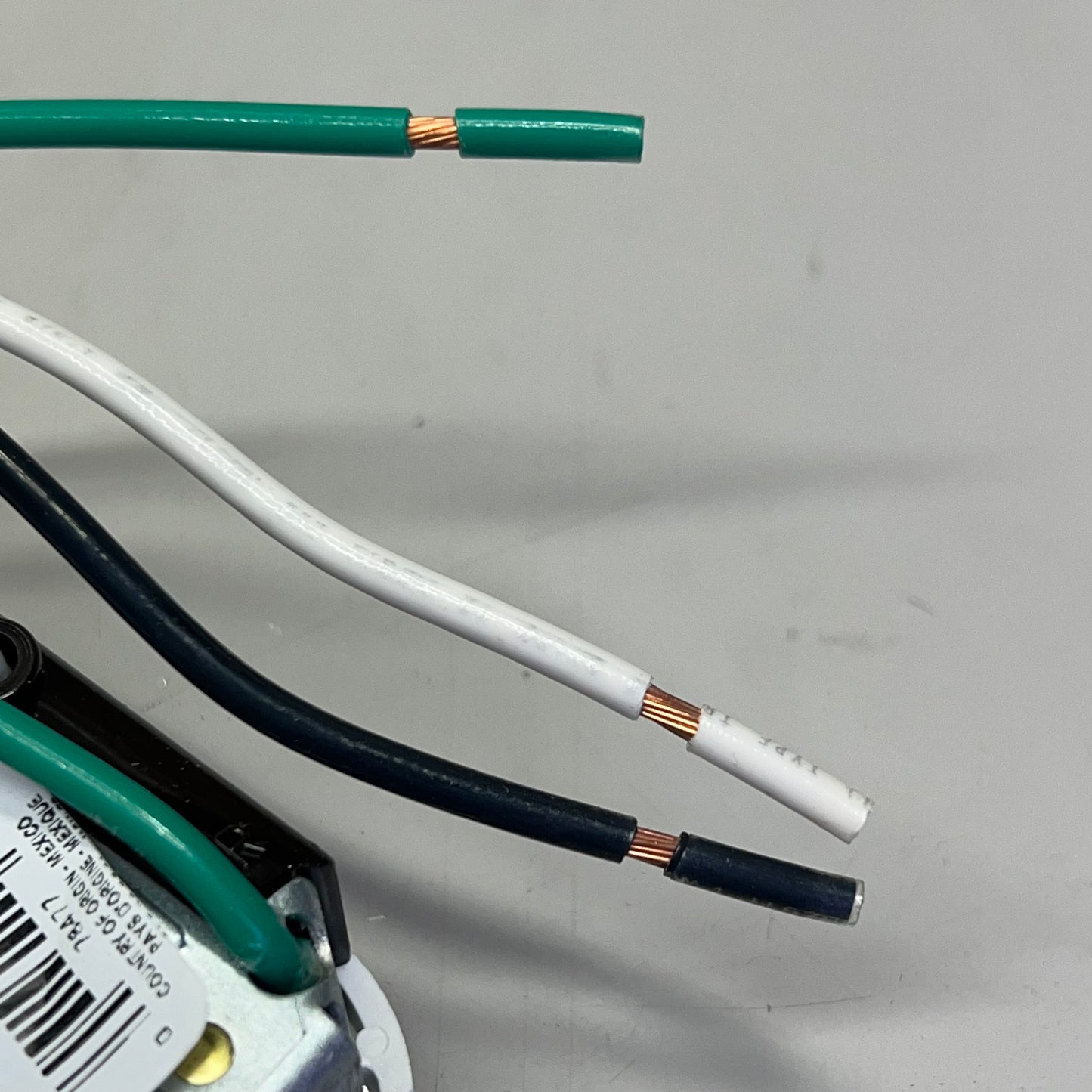 LEVITON (2 PACK) Duplex Receptacle/Outlet Industrial Grade 20 Amp White 5362-LW