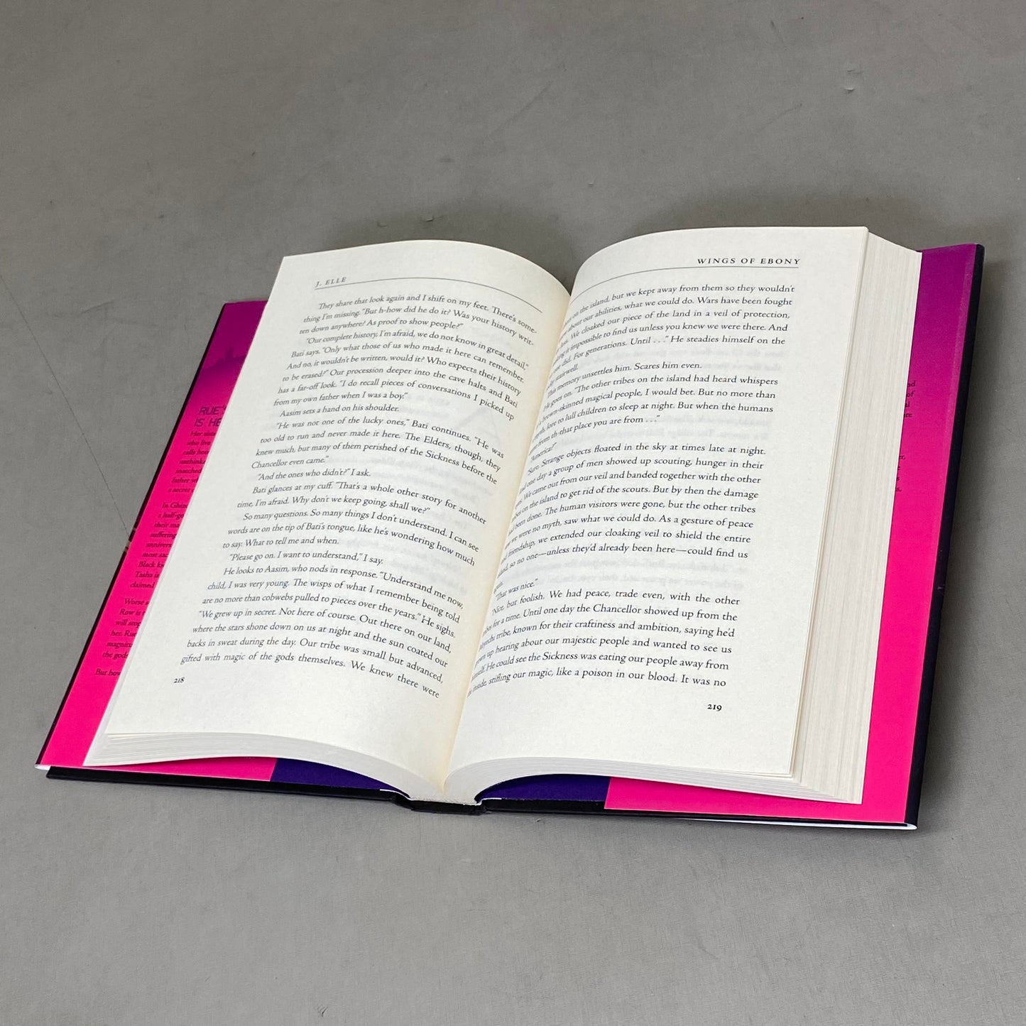 SIMON & SCHUSTER J. Elle; Wings Of Ebony Exclusive Edition 368 Pages