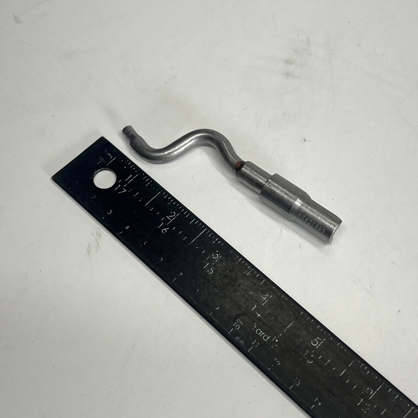 JOHN DEERE Genuine OEM Piston Cooling Orifice Tube Silver RE522991