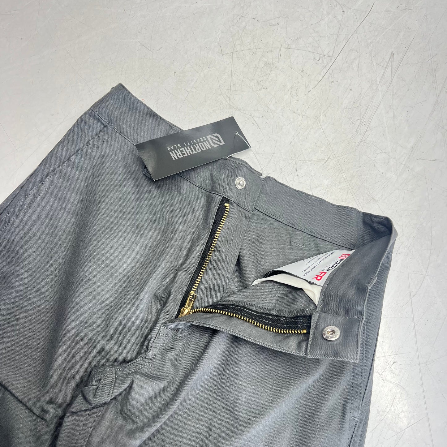 NORTHERN GRAVITY GEAR Cargo Reflective Pants Flame Resistant Boy's Sz 2x32 Grey