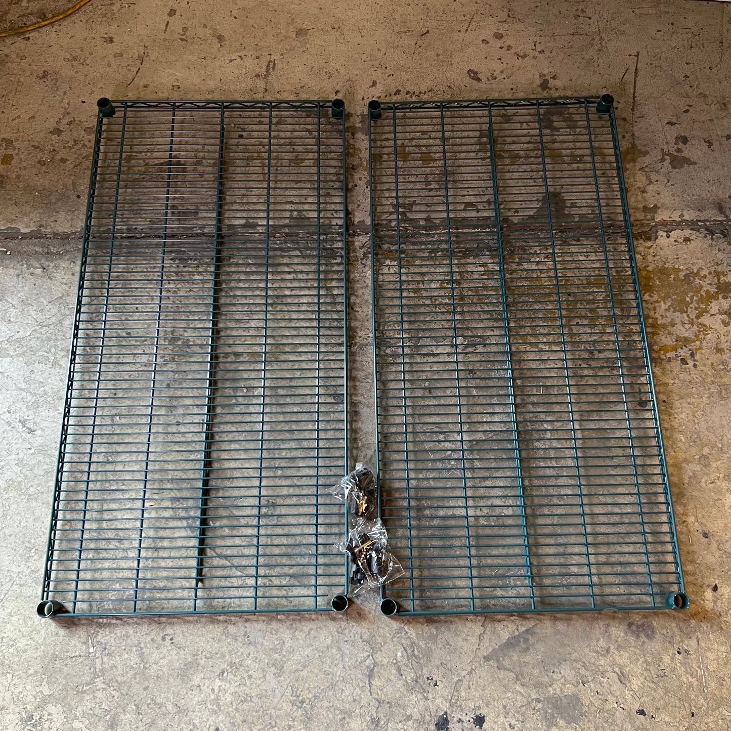 ZA@ Pallet of REGENCY Epoxy Wire Shelf