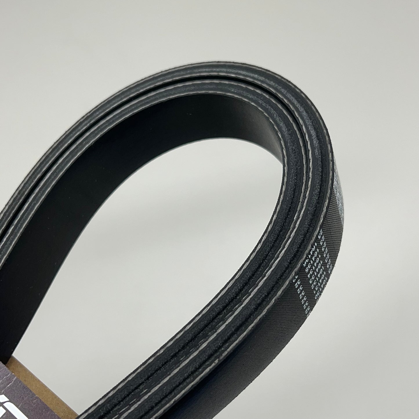 DAYCO Serpentine Belt EPDM Aramid Reinforced 121.65" Straight Rib 5081217