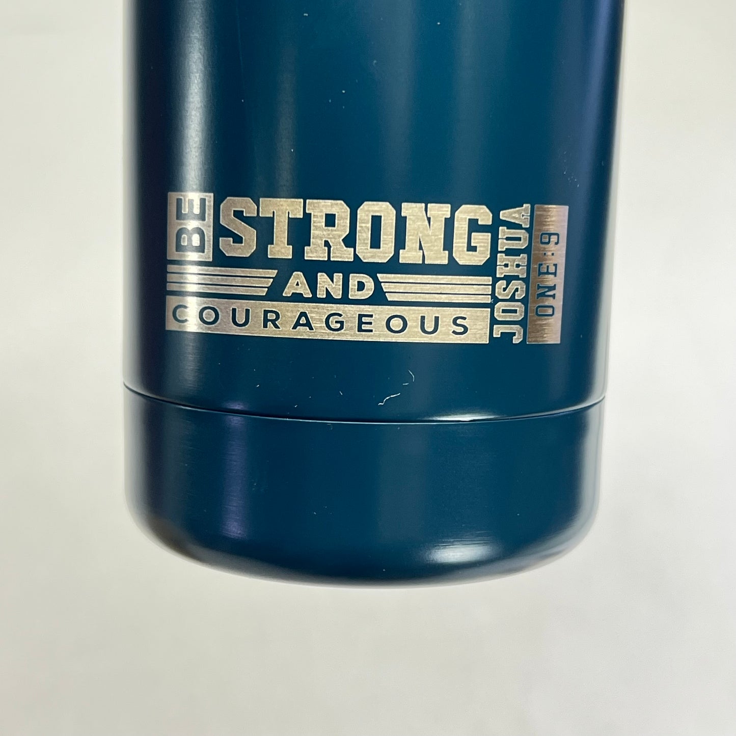 CHRISTIAN ART GIFTS Strong & Courageous Stainless Steel Water Bottle 17 Oz Blue