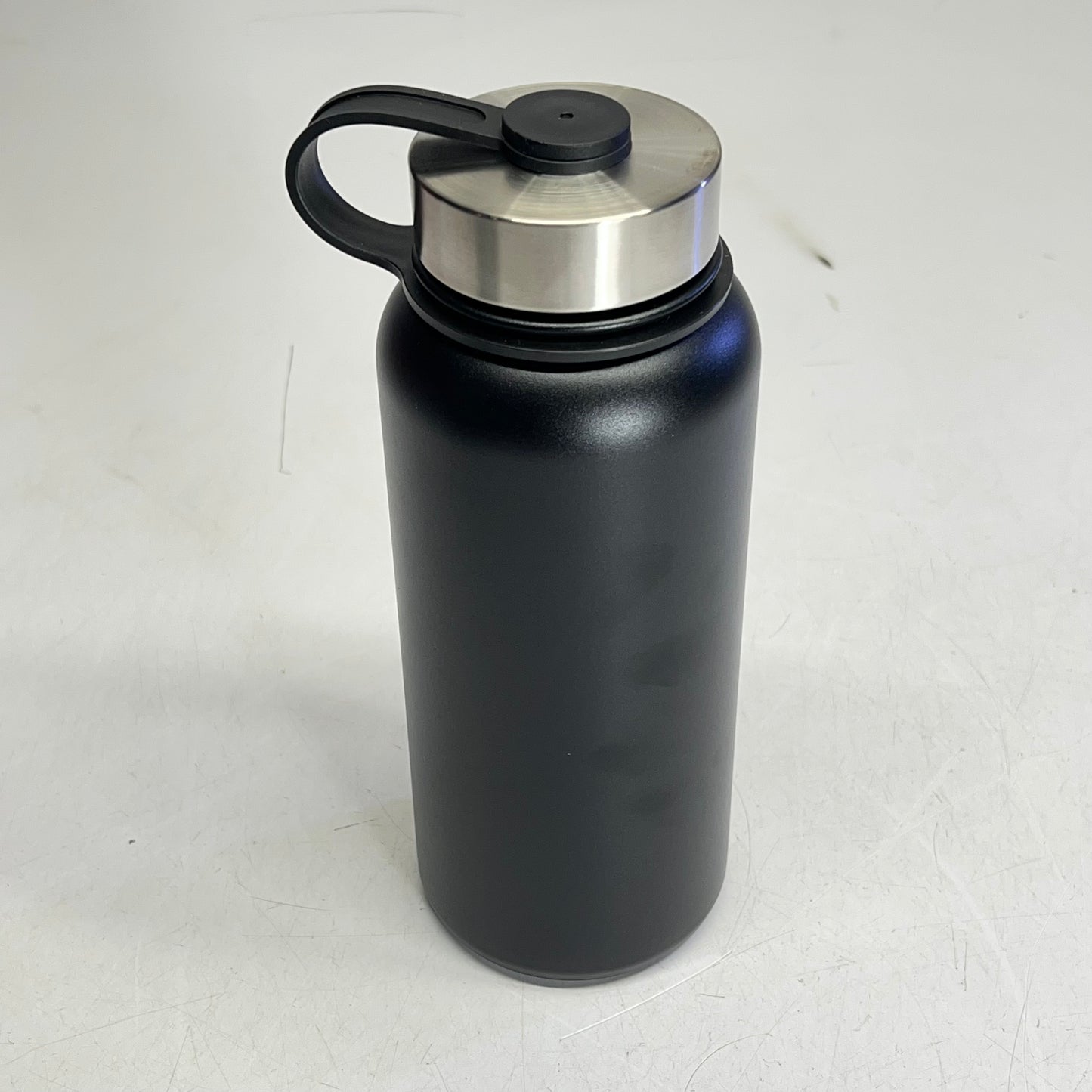 CHRISTIAN ART GIFTS Stainless Steel Josh One:9 Water Bottle 32 Fl Oz Black