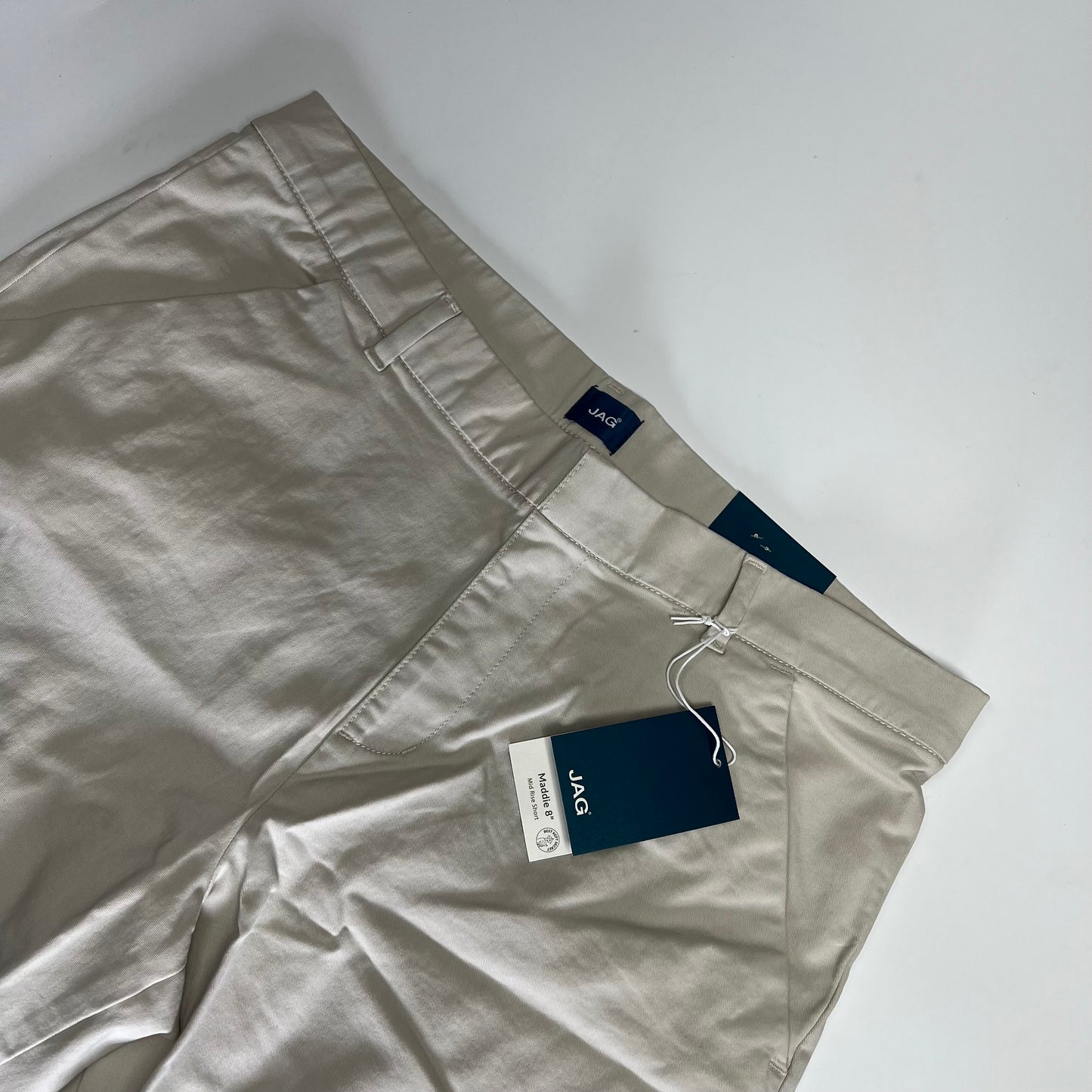JAG Maddie 8" Pull-on Smoothing Shorts Women's Sz 16 Stone J4314AWL617
