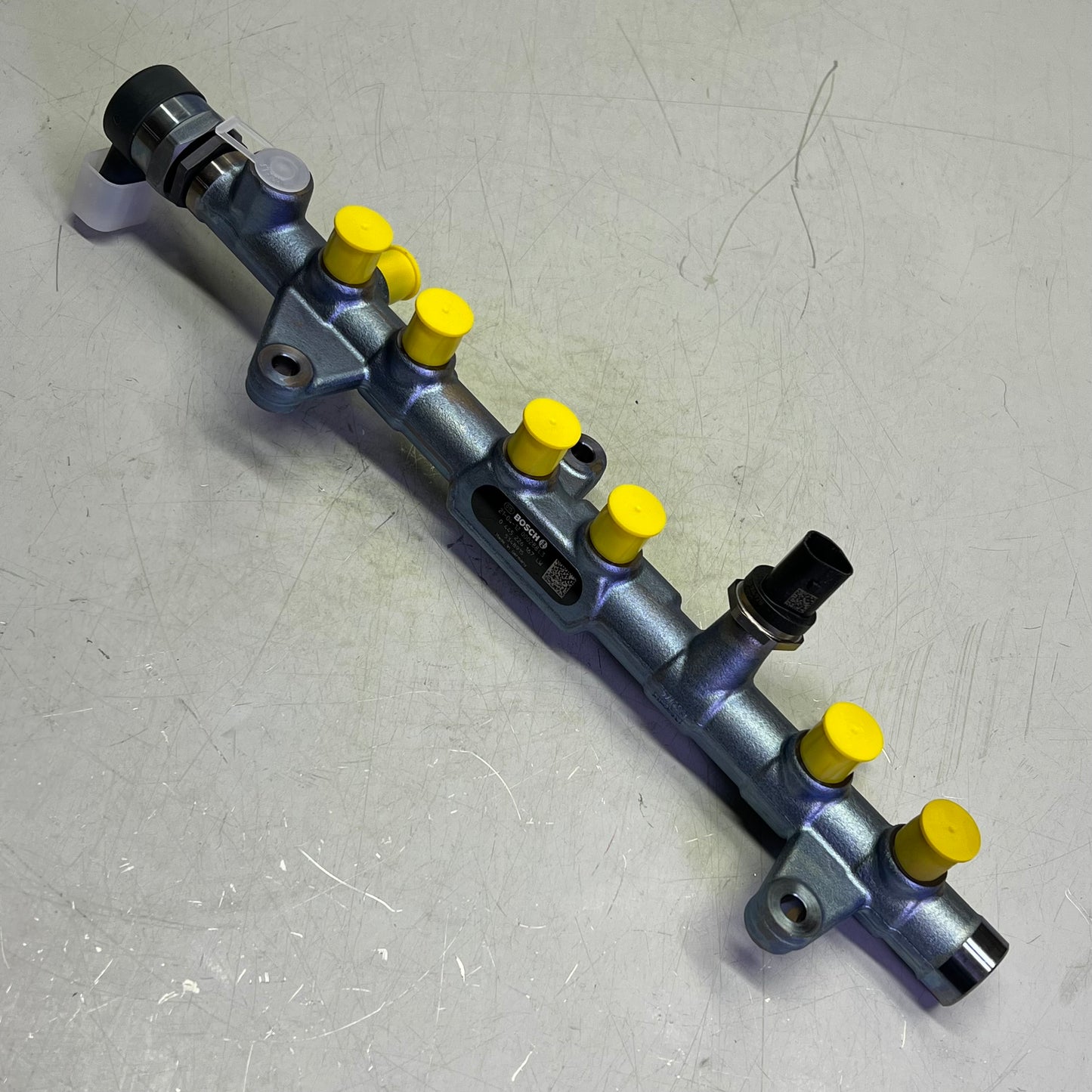 CUMMINS Fuel Rail Distributor Part For Ram 2500 & 3500 6.7L 5348915