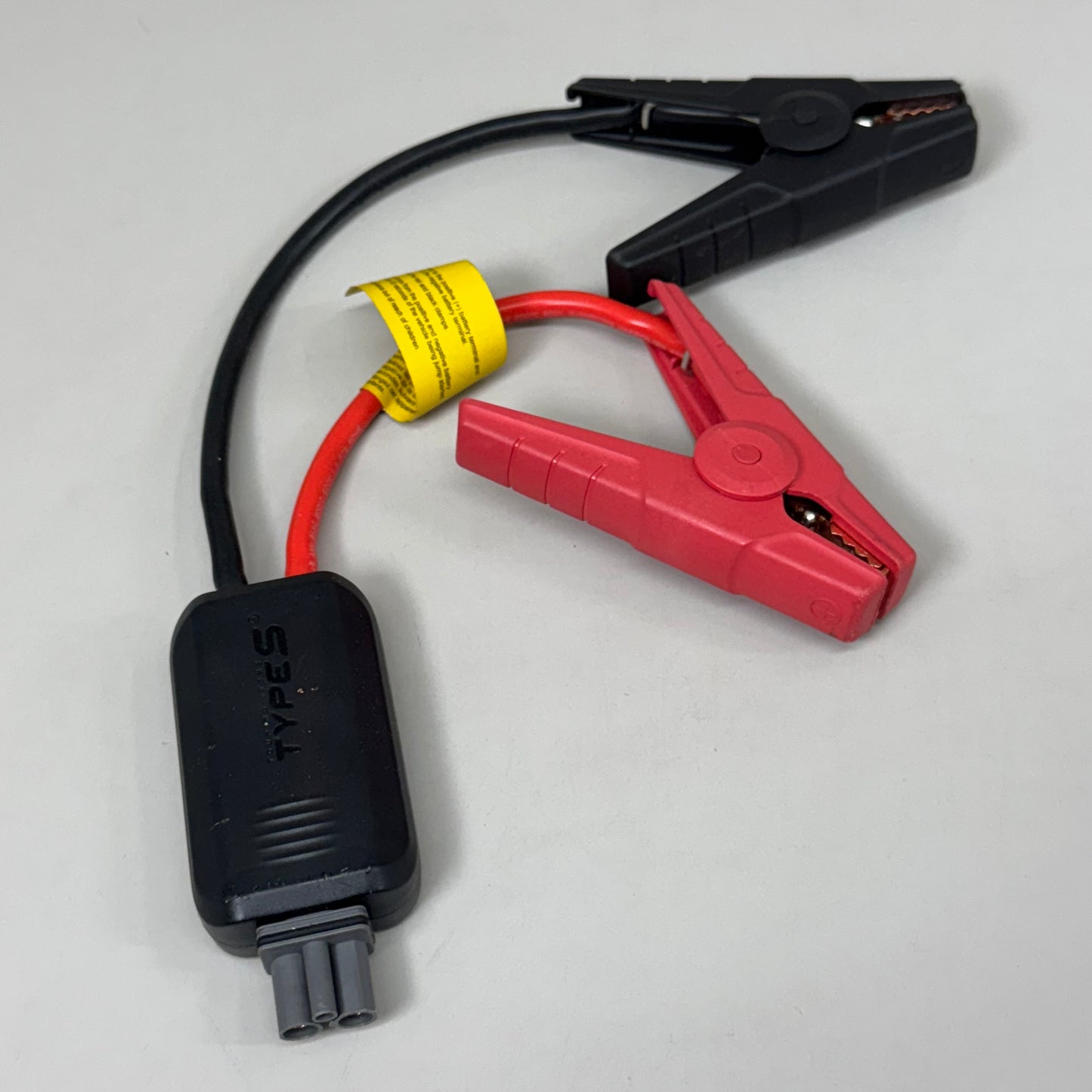 TYPE S Portable Battery Car Jumper Cables 12V 8 1/2" x 5" Black/Red AC532806