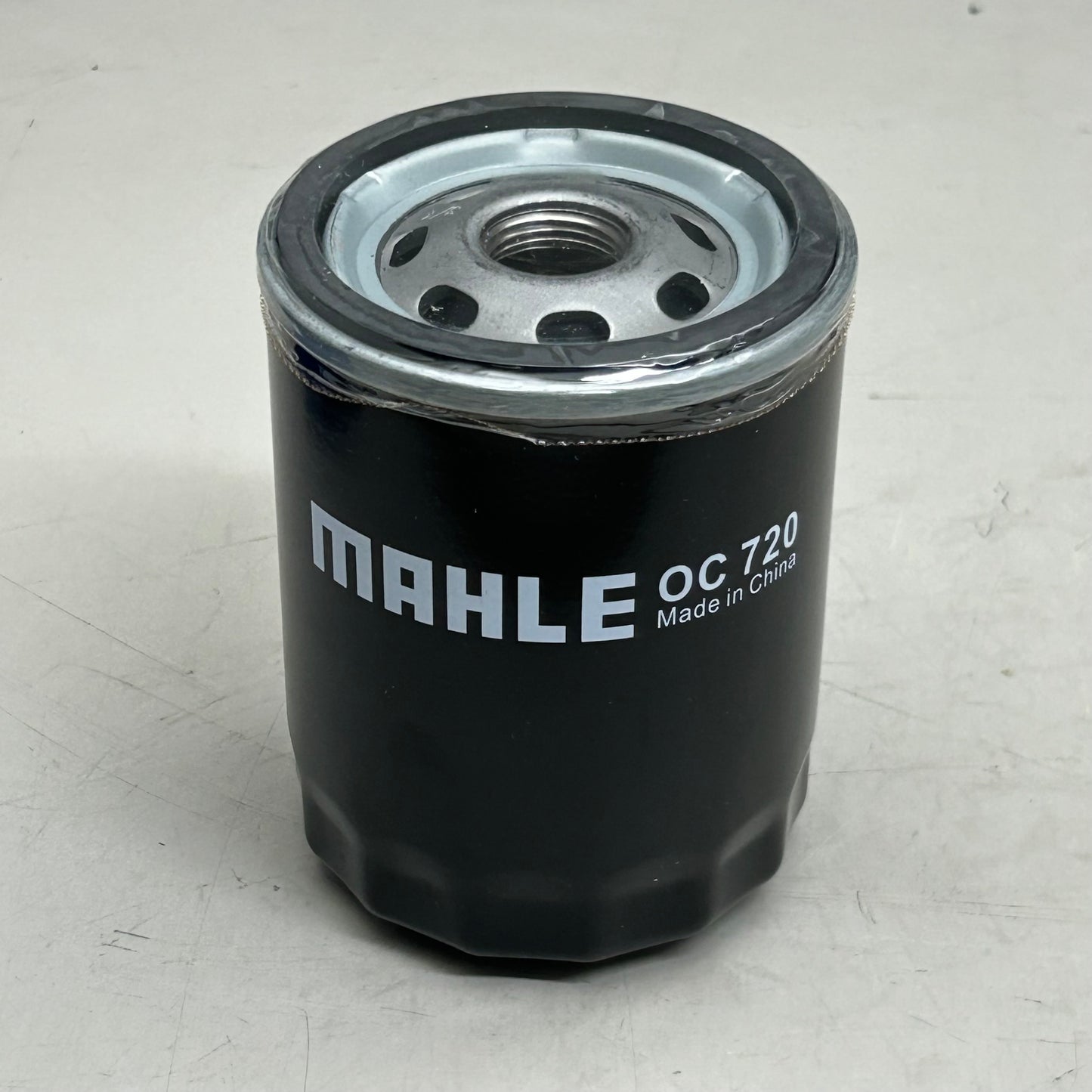 MAHLE Engine Oil Filter Replacement Part For Nissan OC720