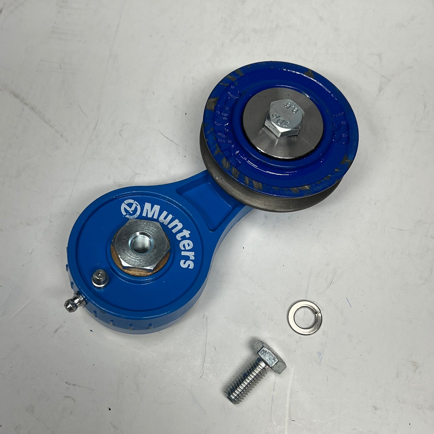MUNTERS  Belt Tensioner Assembly Kit  w/ 3" A-Section Pulley Blue FH2402K