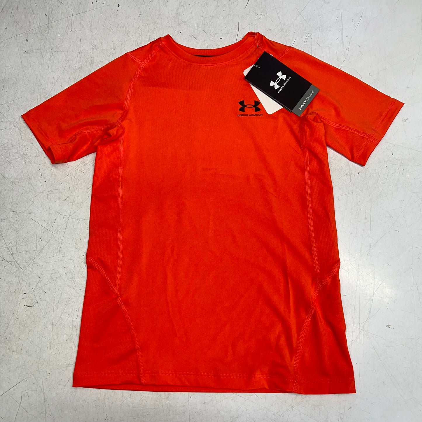 UNDER ARMOUR  Heat Gear Fabric Short Sleeve Shirt Boys Sz J-M Venom Red 1361723