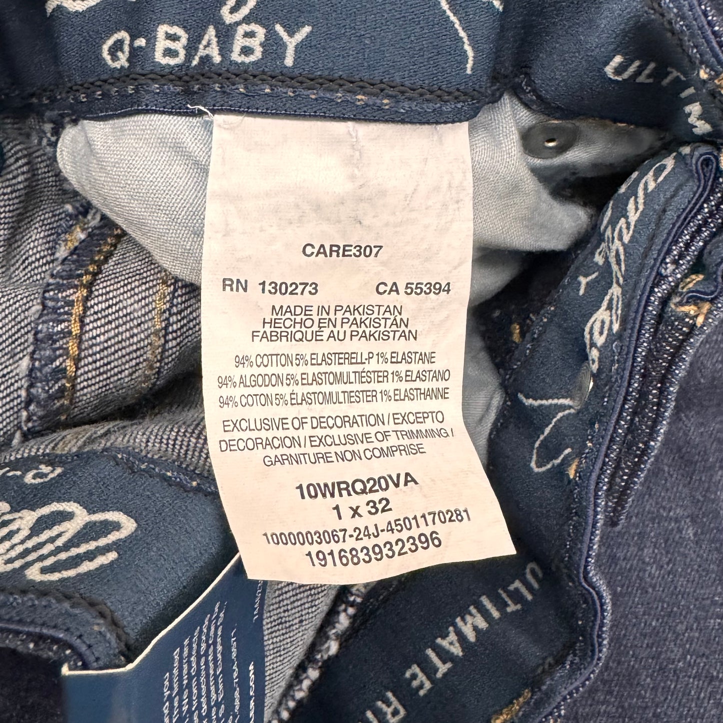 WRANGLER The Ultimate Riding Jean Q-Baby Mid-Rise 26/1 x 32 Avery 10WRQ20VA