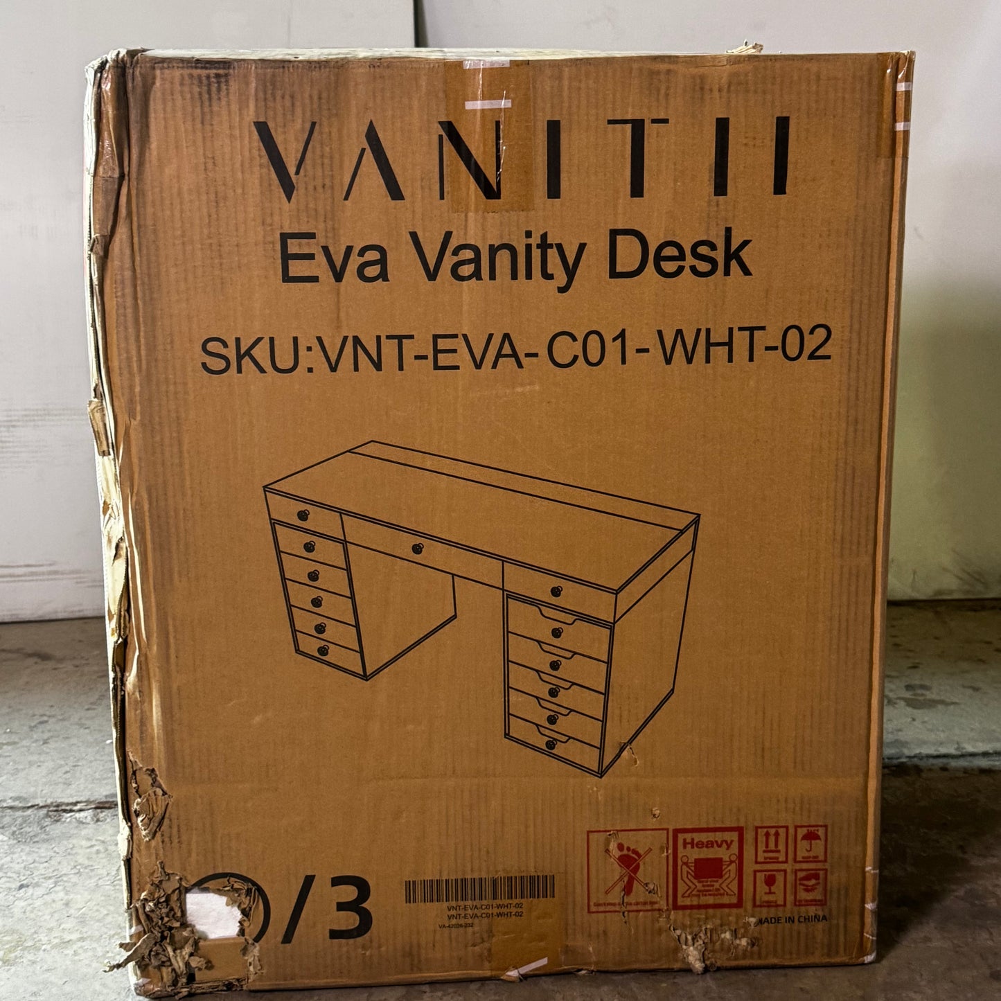 VANITTI Makeup Vanity Desk With 13 Storage Drawers 60"L x 21.66"W x 31.9"H White VNT-EVA-C01-WHT-02 (New Other, Minor Damage)