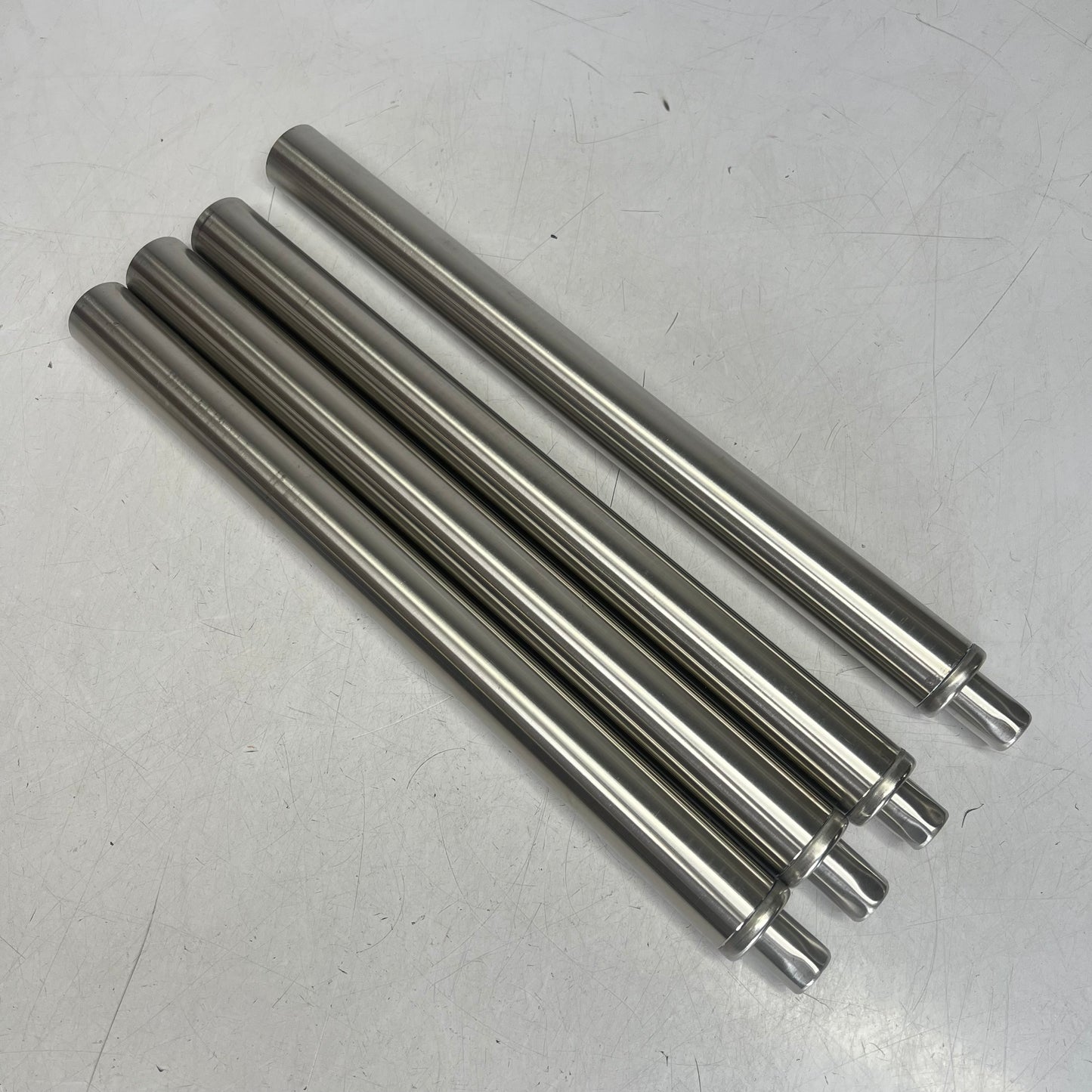 REGENCY Stainless Steel Legs for Sinks 18 1/2" L x 1 5/8" Dia Silver 600LEGSS14