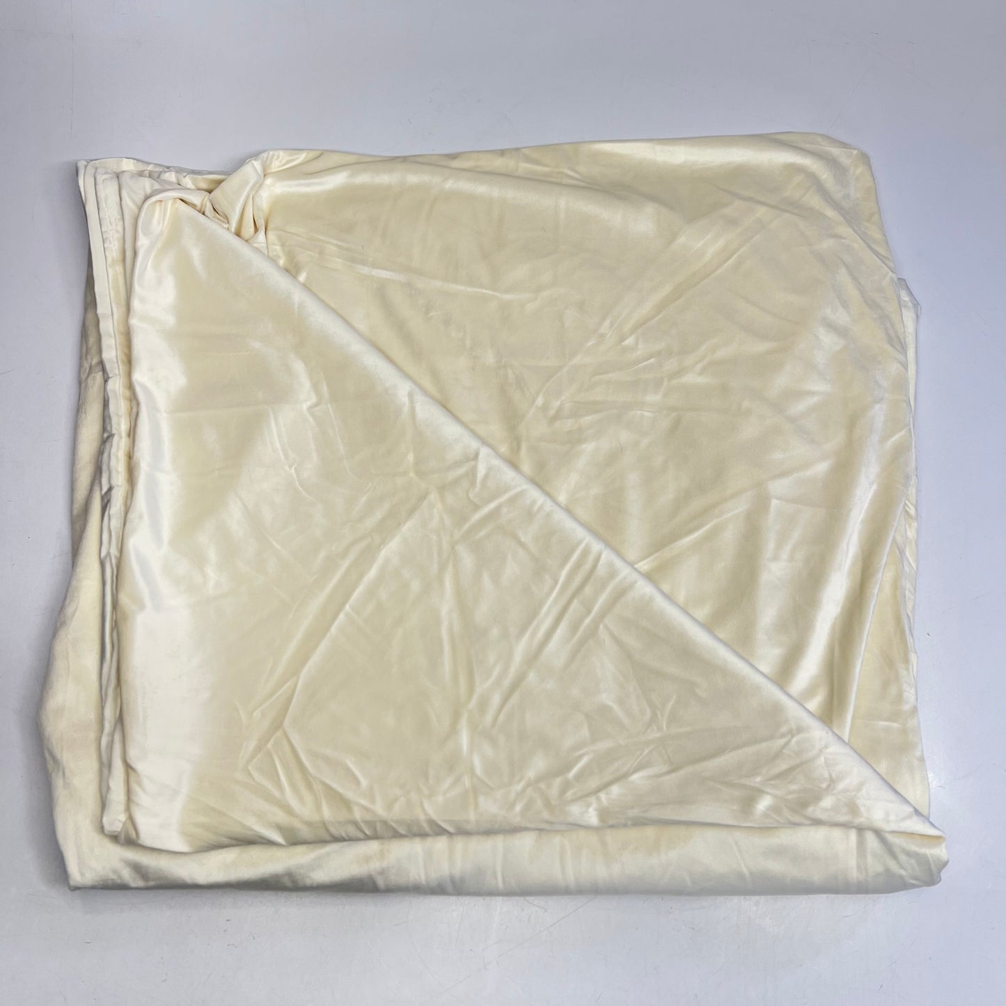 TRIBECA LIVING Venice Velvet 3 Piece Duvet Set 100% Polyester Queen White