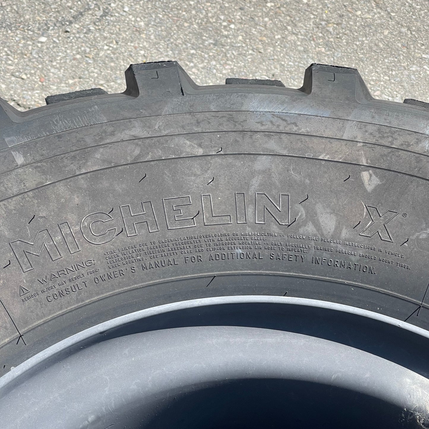 ZA@ Pallet of MICHELIN X G-20 Pilote XL Tire (AS-IS)
