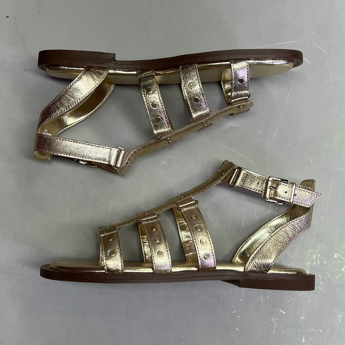 VINCE CAMUTO Leather Studded Gladiator Sandals Women's Sz 9M Egyptian Gold