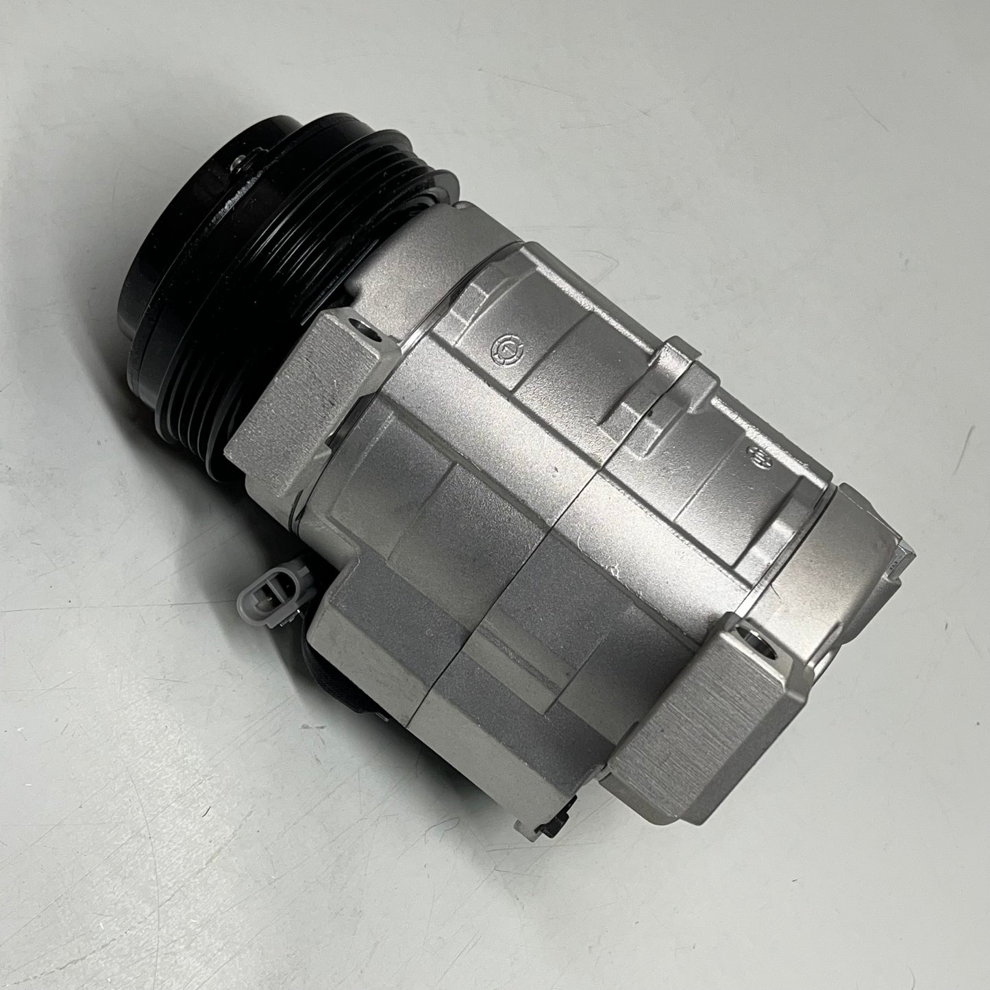 MURRAY OE Quality A/C Compressor For Cadillac, Chevrolet, GMC & Hummer 78377