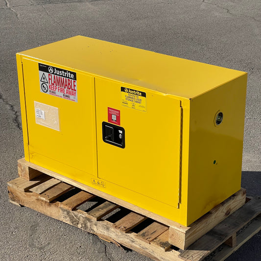 Z@ Pallet of JUSTRITE Sure-Grip EX Flammable Liquid Storage Cabinet 17 Gal Capacity 43"x24"x18" 891700
