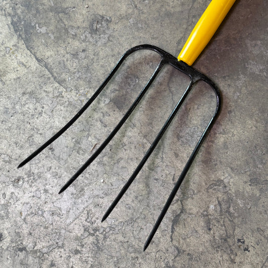 TRUE TEMPER Manure Fork 4-Tines for Wet & Clumpy Material 1838000