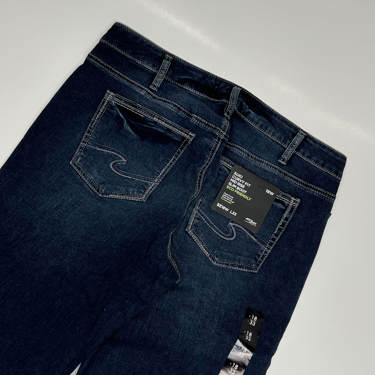 SILVER JEANS CO Suki Curvy Fit Mid Rise Slim Boot Jeans Women's Sz 18/33 Indigo
