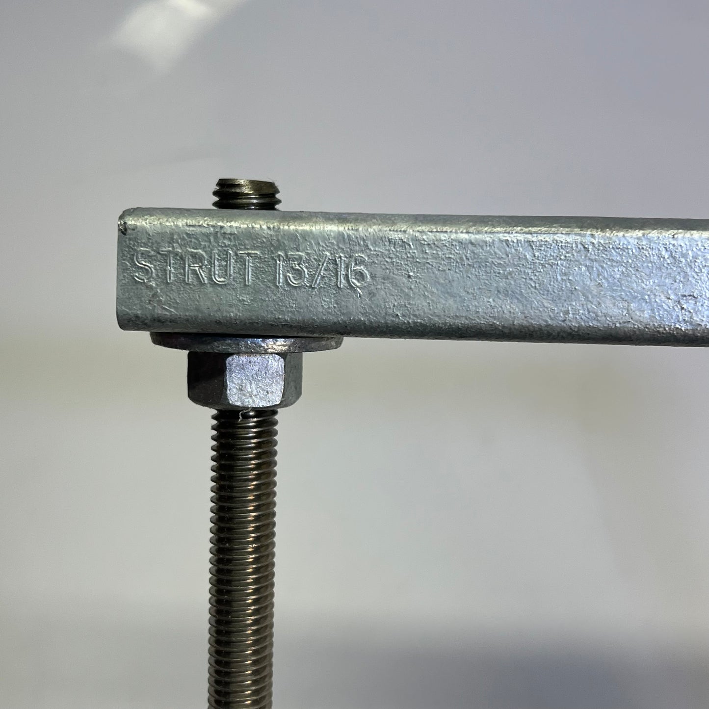 MIRO 12 Base Strut 12 Strut Rooftop Pipe Support 9"x15 1/4" Black 12-BS-12