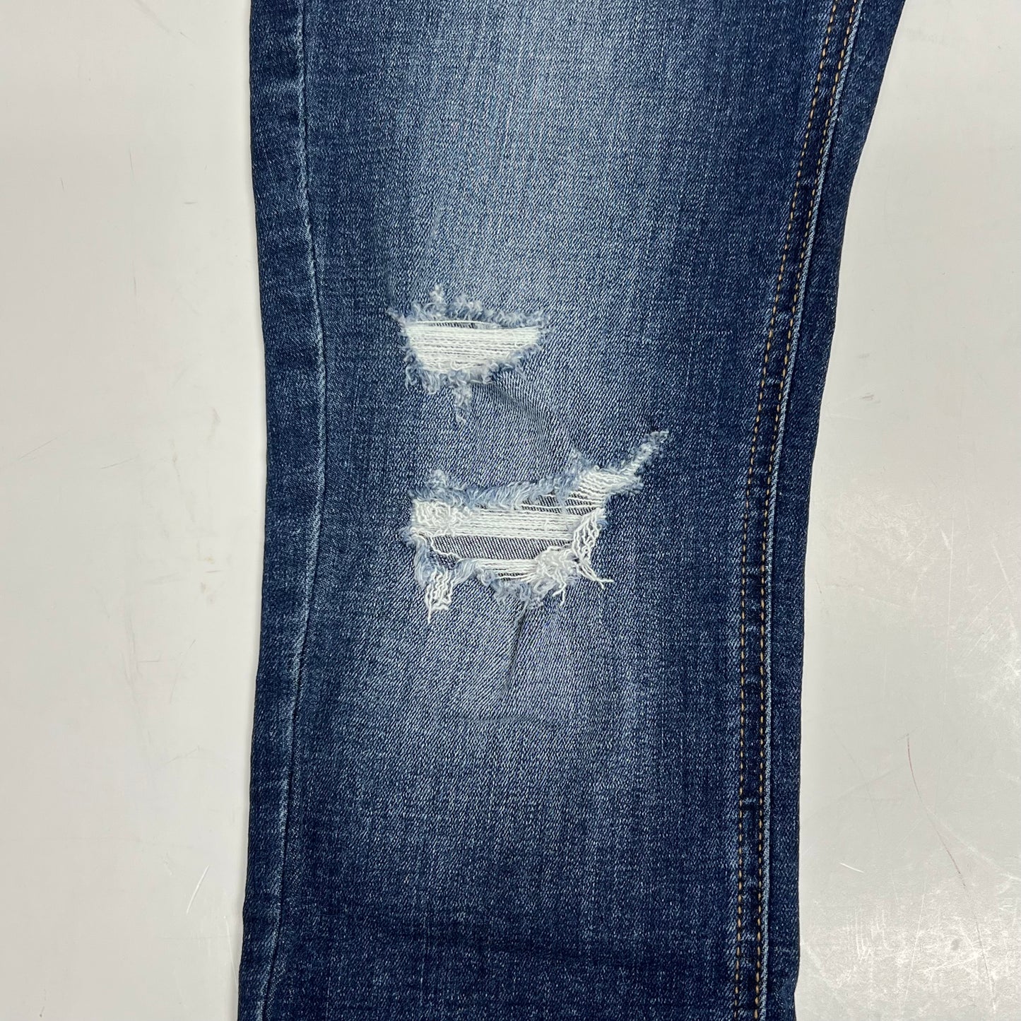 SILVER JEANS CO Distressed Suki Skinny Jeans Women's Size 27/27 Dark Indigo