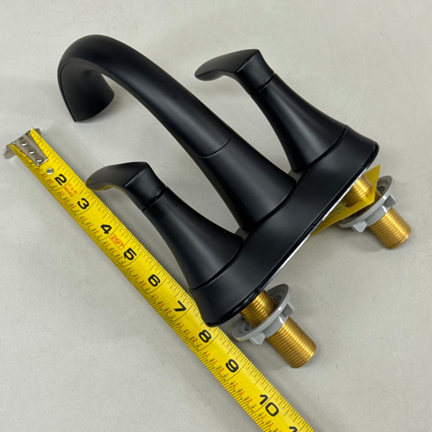 PFISTER Weller Centerset Lavatory Faucet With Pop-up 4" Matte Black LG48-WRPB (New Other)