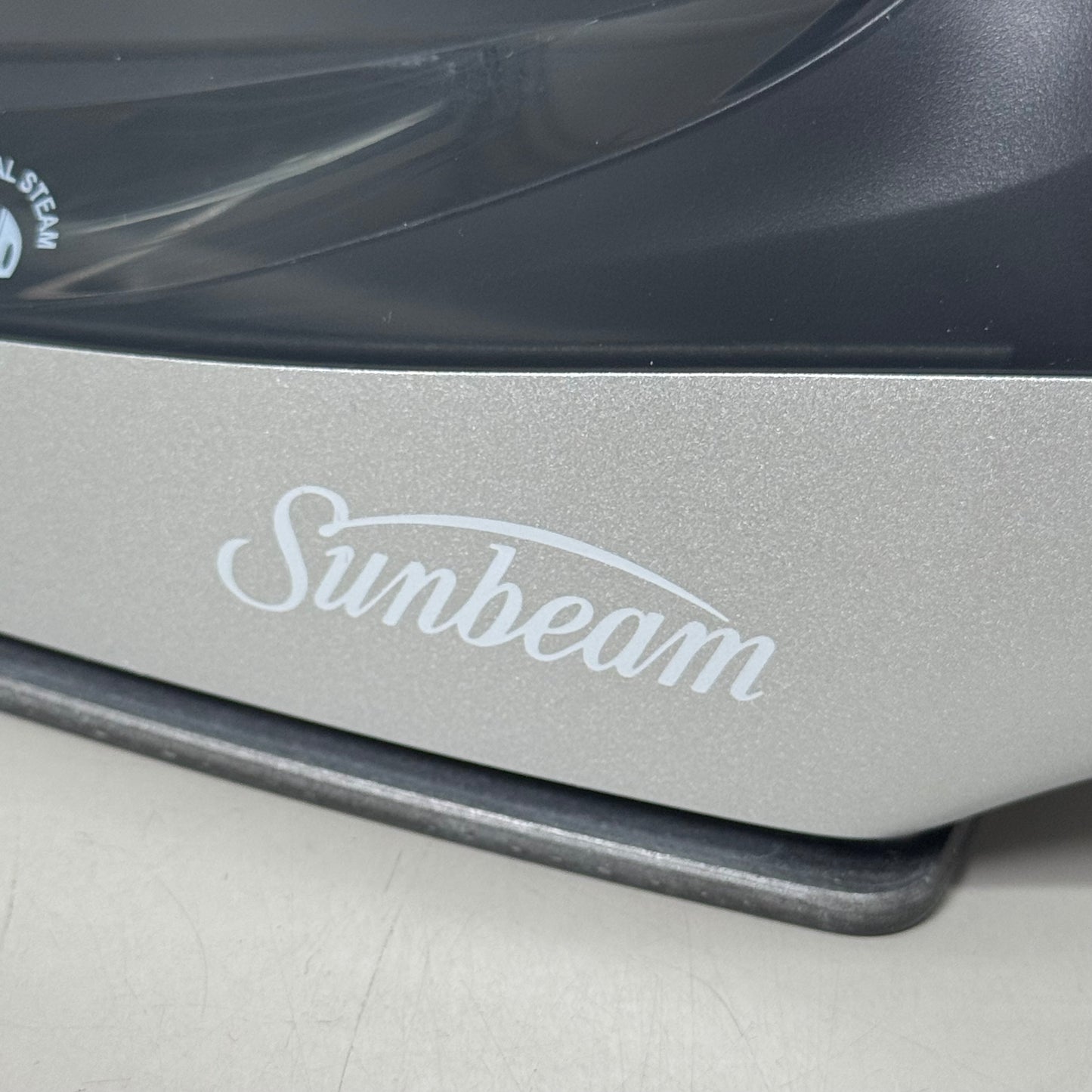 SUNBEAM Classic Steam Iron 1200W Non-Stick Soleplate Auto Shut off Grey 12904