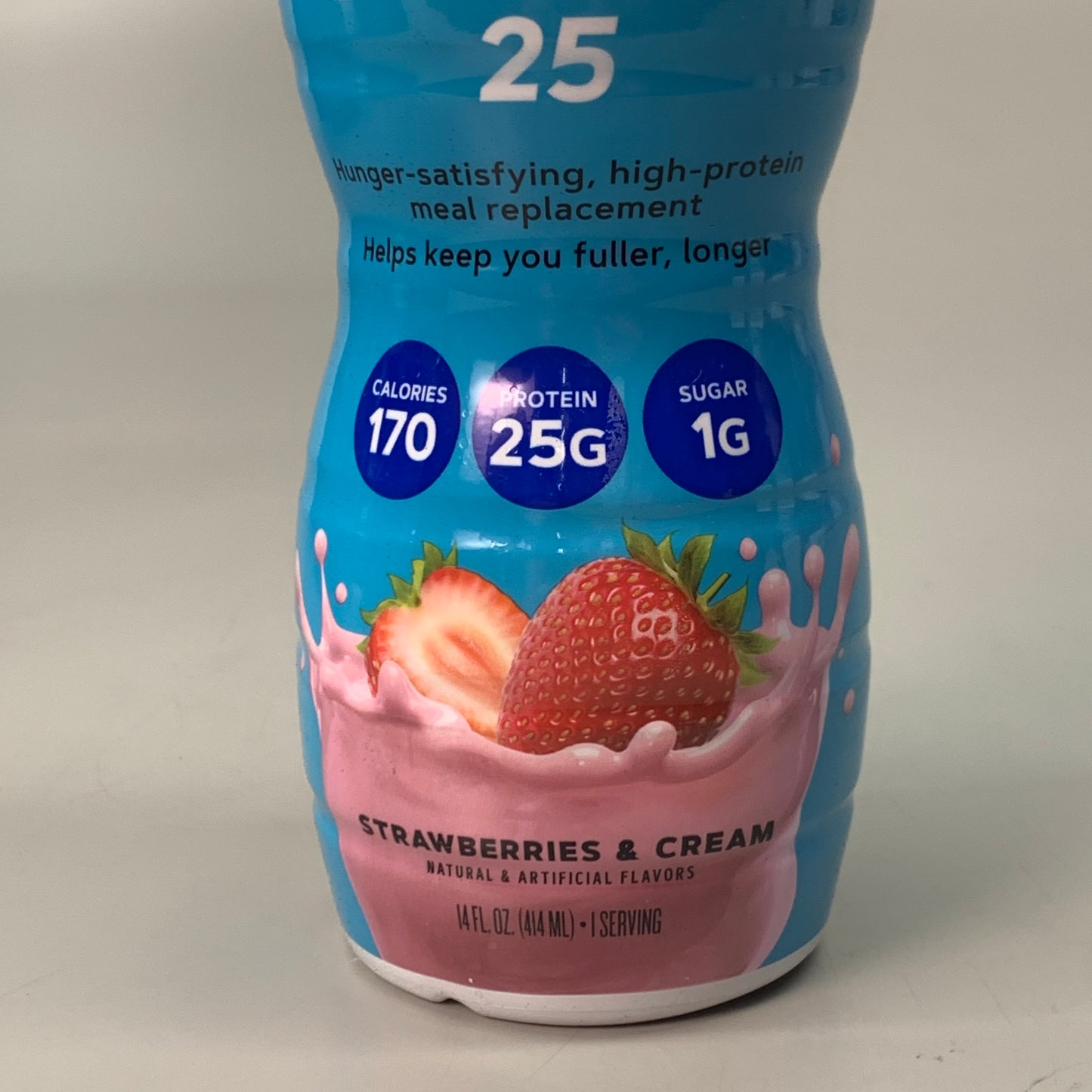 GNC TOTAL LEAN Lean Shake 25 Strawberry & Cream 12-14 FL oz. 12 Servings 045726