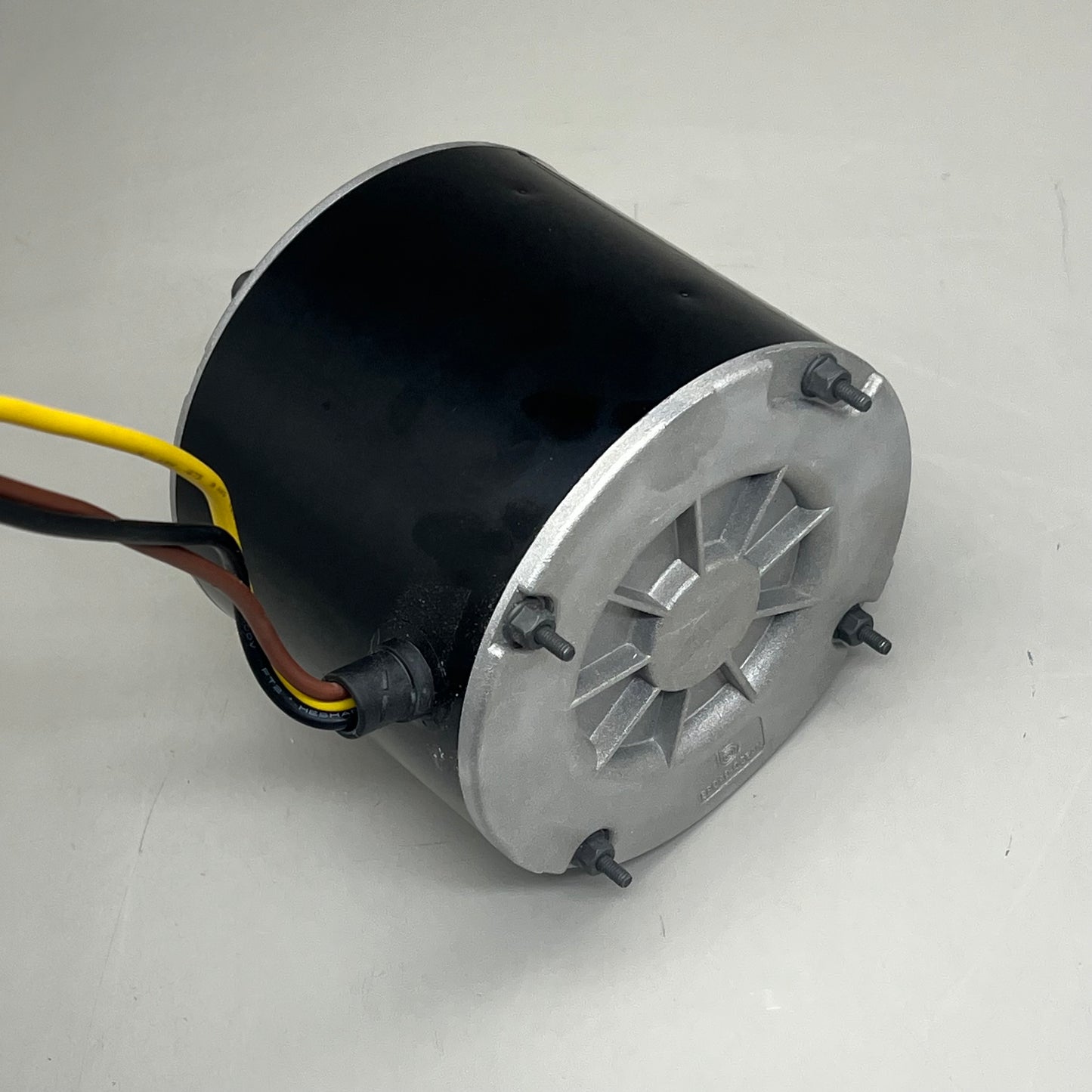 Broad-Ocean Motor Condenser For ICP HVAC Equipment 2.5"x1/2" Black/Silver 1185924