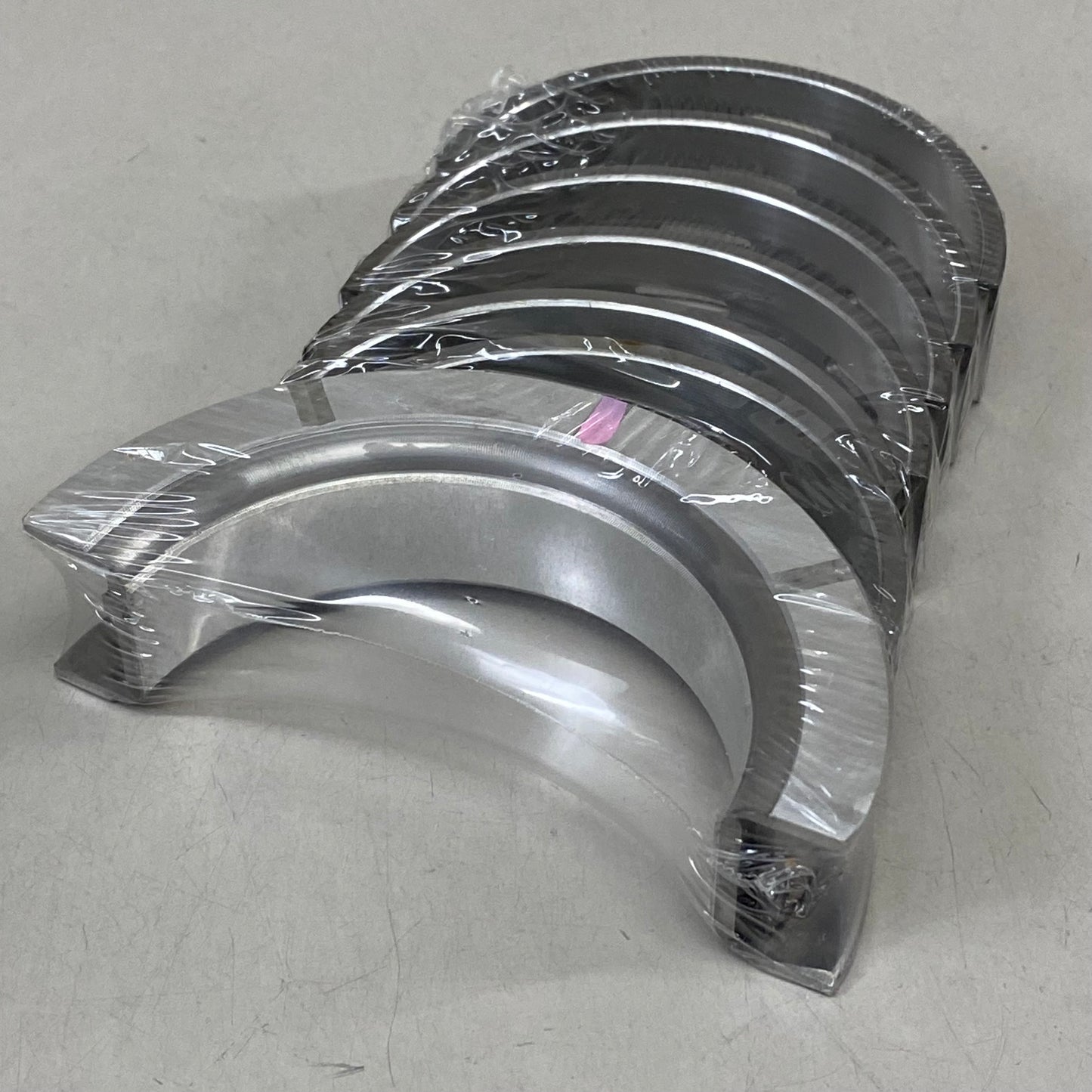 MAHLE (8 Pieces, 1 Box) Clevite Engine Crankshaft Main Bearing Set For Ford, Mercury, Jaguar MS-2207A-50MM