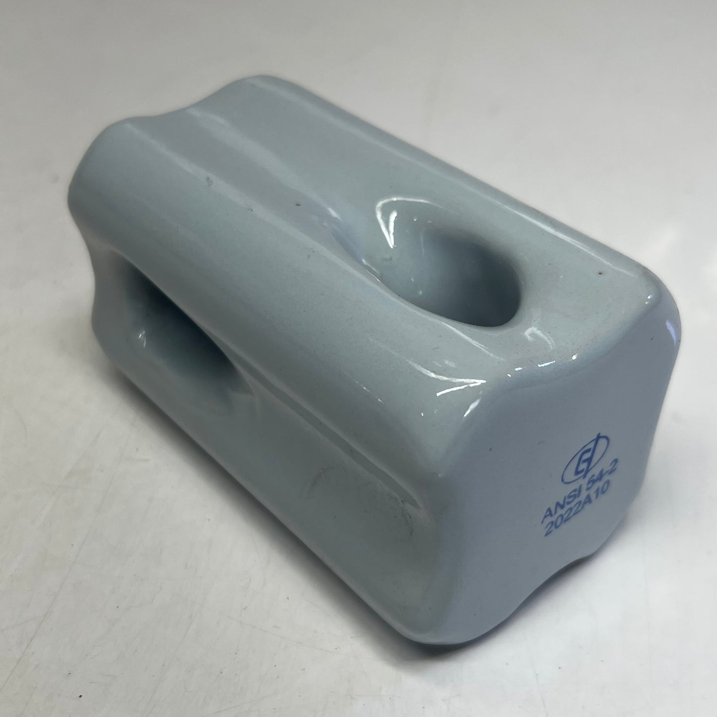 MACLEAN (25 PACK) Strain Insulator Sz 4-1/2" L504