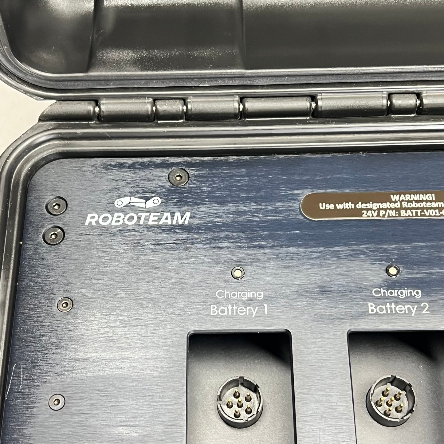 ROBOTEAM Multi-bay Charging Case For Tactile Ground Robot 24-Bolt CHRG-V04-00001