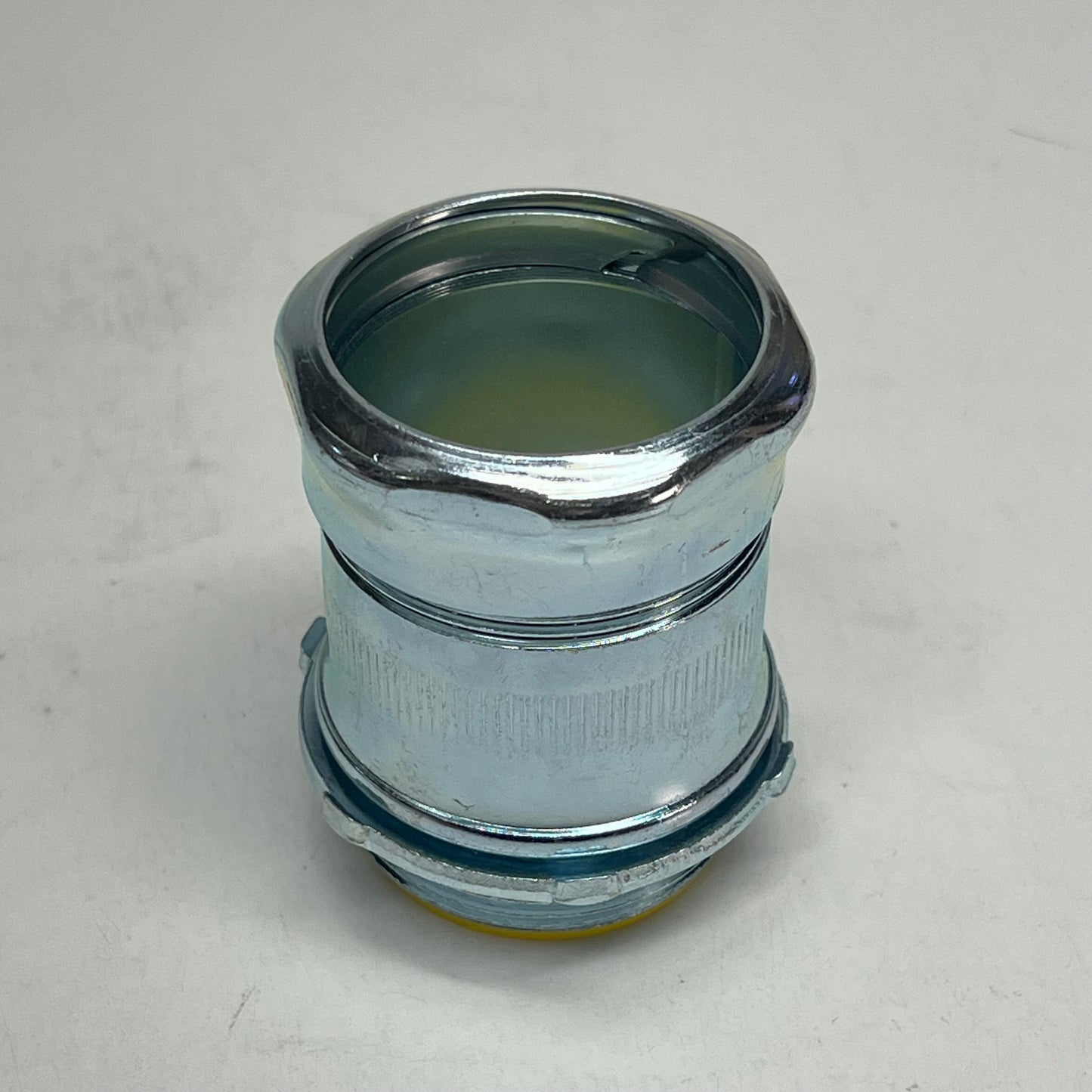 HUBBELL (20 PACK) Compression Connector Insulated Zinc Electroplated 1-1/2" 2916