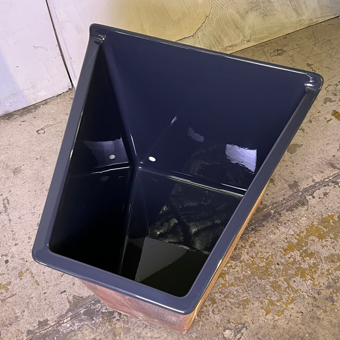 PROTECH Fiberglass Tank Sz 20"W x 25.5"L x 23"H, Dark Grey