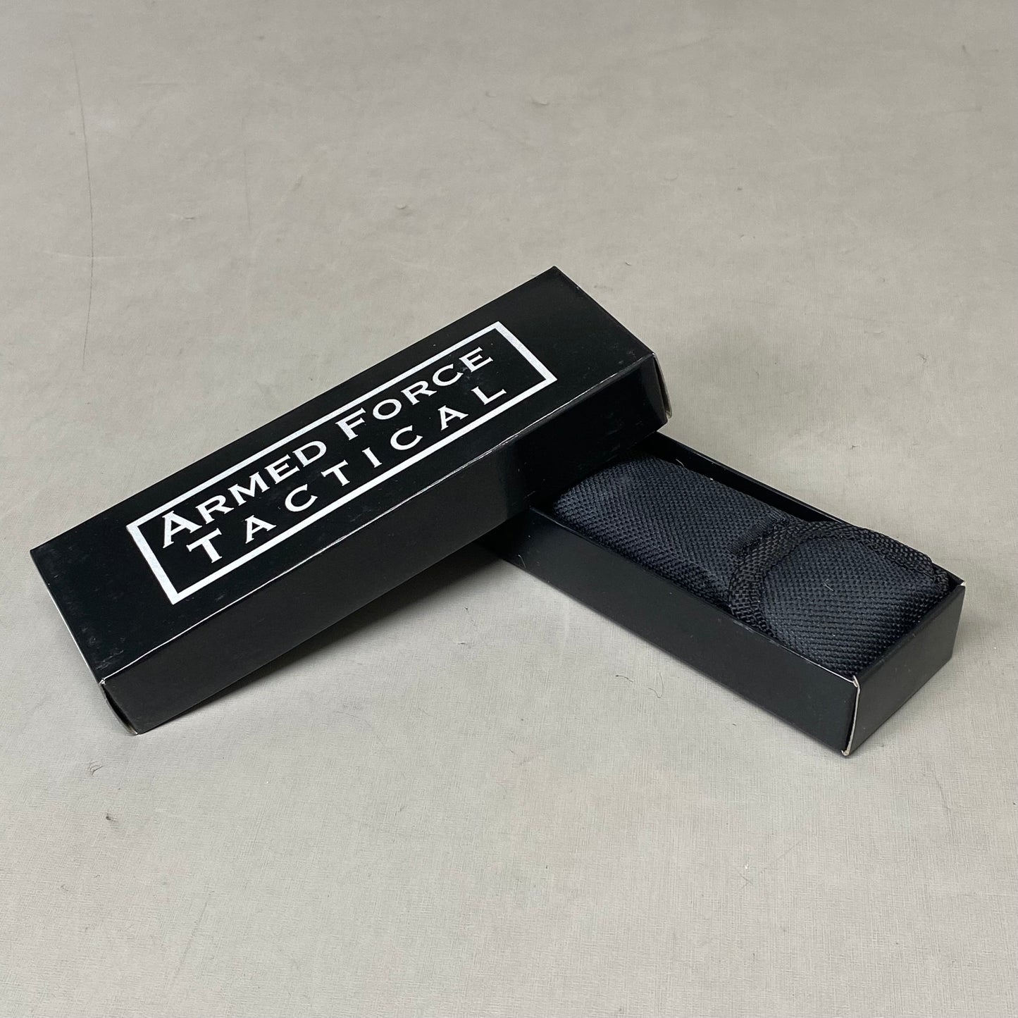 ZA@ ARMED FORCE TACTICAL Handcrafted OTF Pocket Knife  4" Blade 9" Overall Length White ST-6CWP