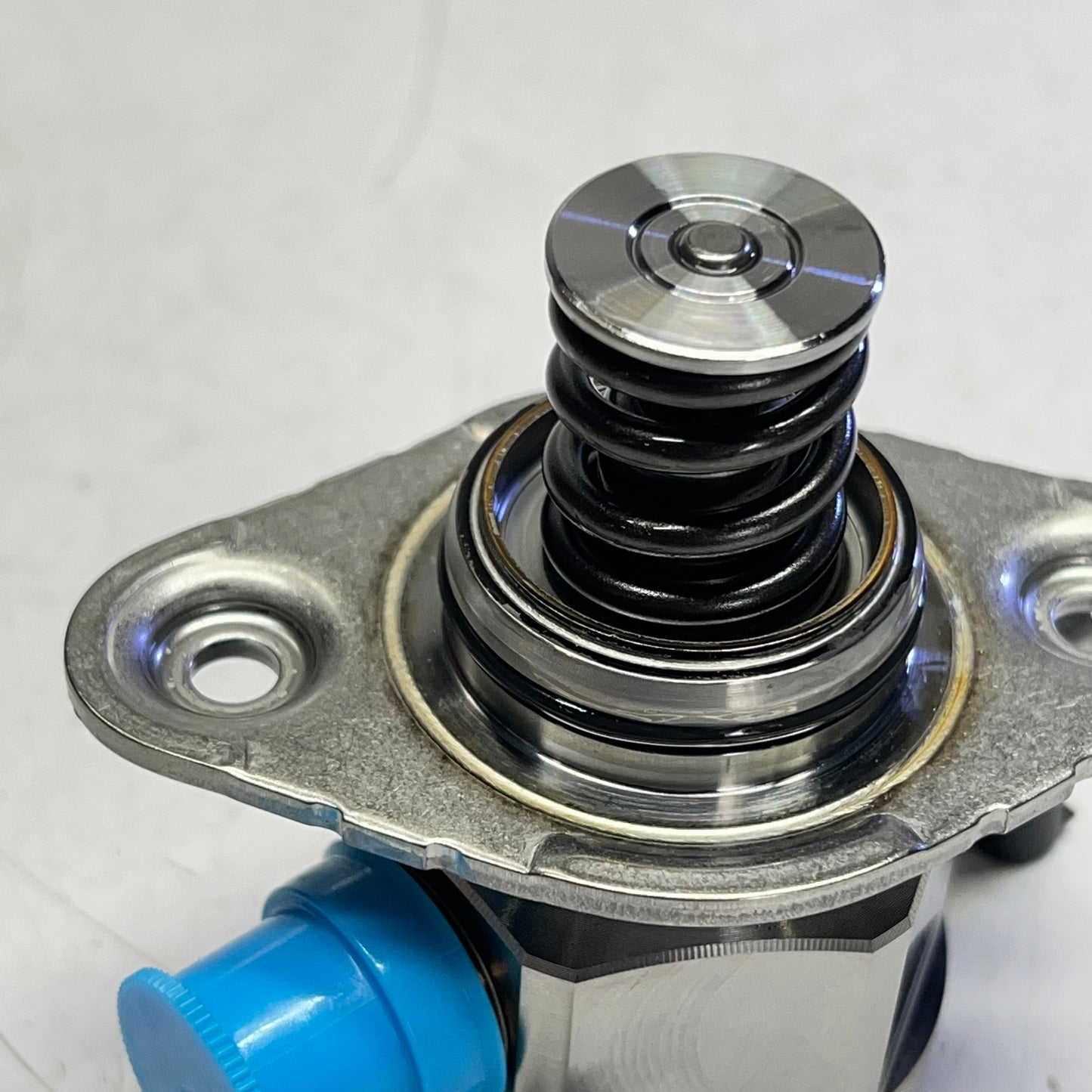 KIA Genuine OEM Fuel Pump 2022-25 Carnival 3.5l. High Pressure Direct Injection