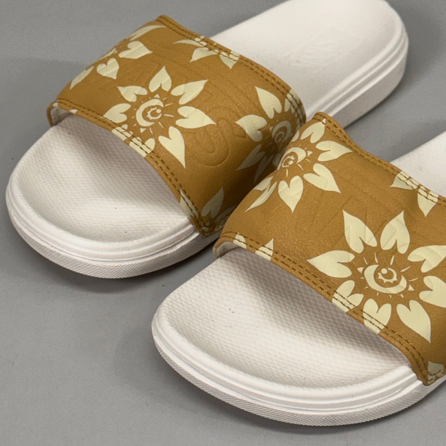 VANS Plush Eye Sunflower La Costa Slides US SZ 7 UK SZ 4.5 Yellow/Cream AS-IS